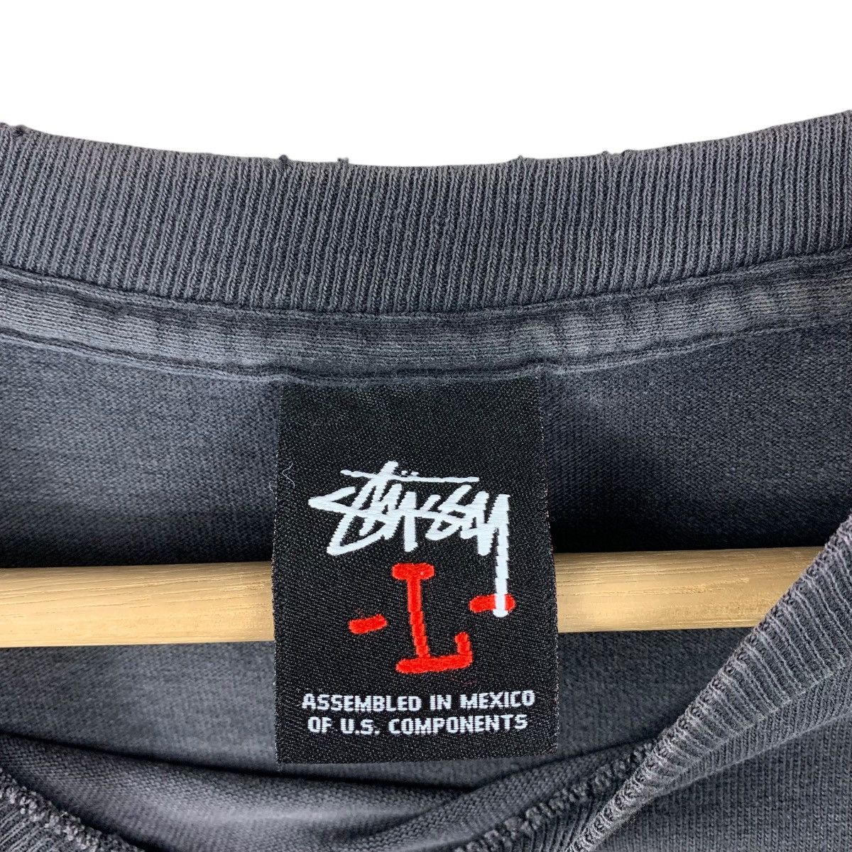 Stussy × Vintage Vintage distressed STUSSY Tour big logo tee Size US L / EU 52-54 / 3 - 3 Thumbnail