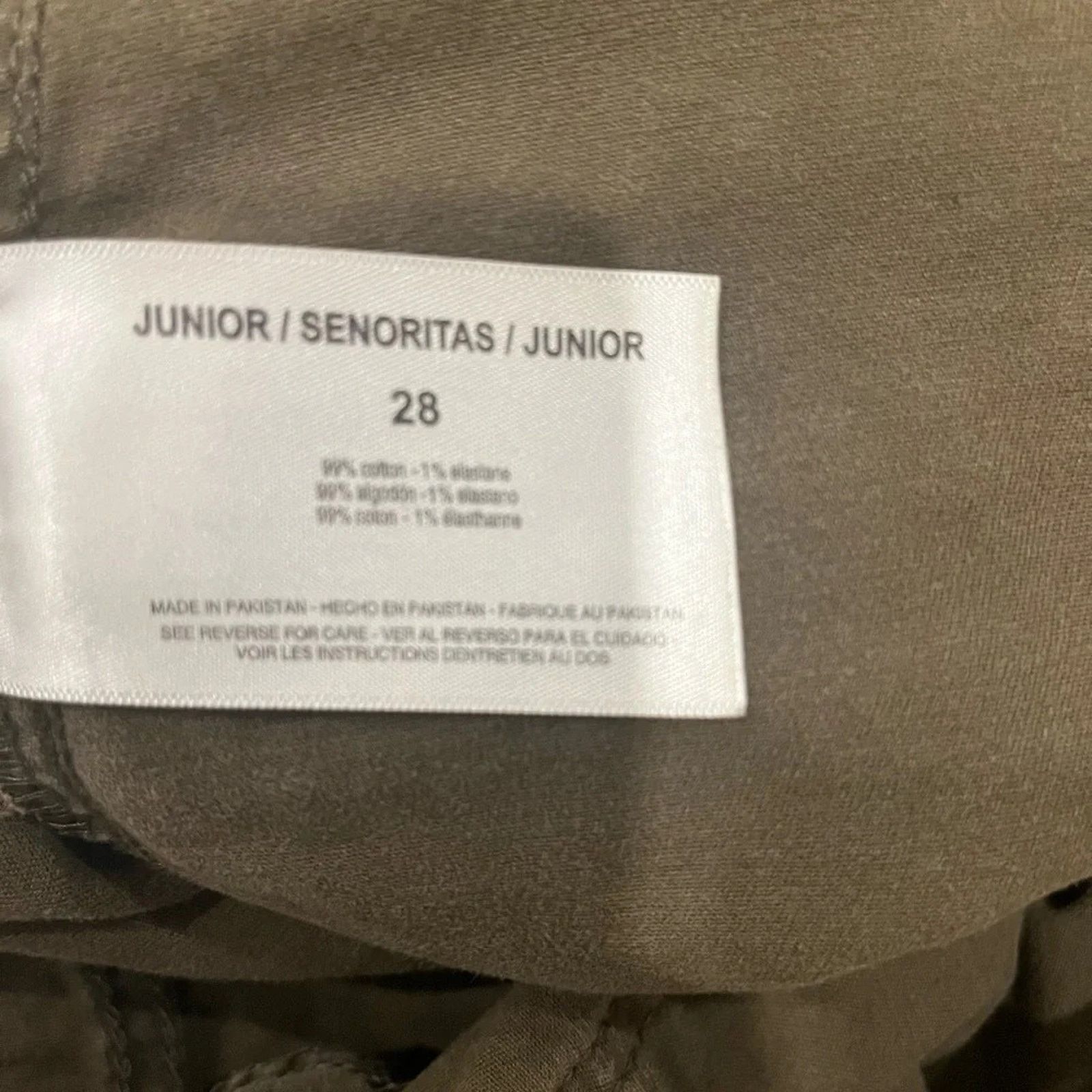 William Rast William Rast army green “Skinny Cargo” pants, size 28 Size 28" / US 6 / IT 42 - 4 Thumbnail
