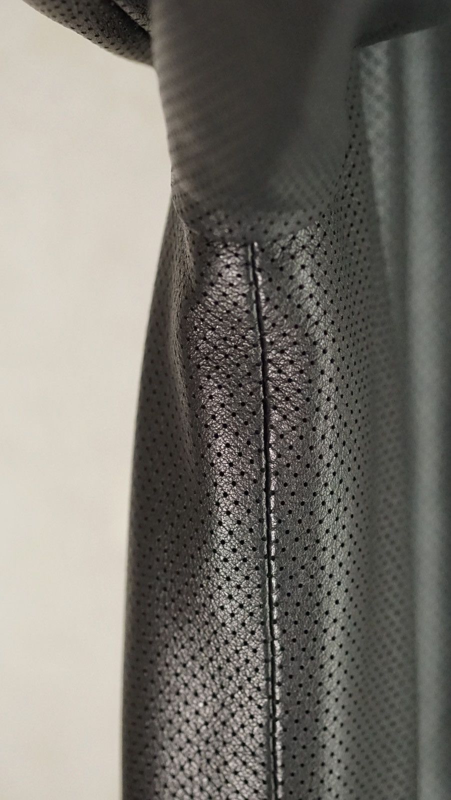Brioni Brioni Black Perforated Leather Jacket - Size 50 (IT) Size US M / EU 48-50 / 2 - 21 Thumbnail