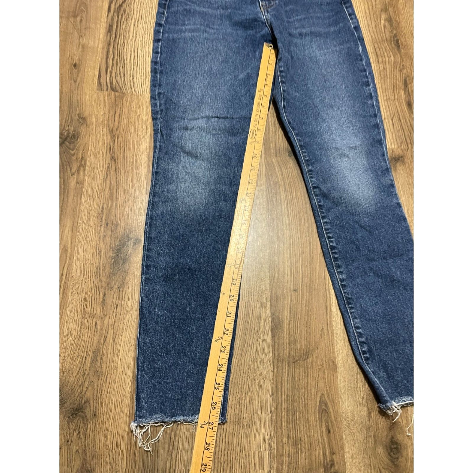 Lucky Brand Lucky Brand Jeans Men 4/27 Blue Denim Raw Hem Straight Pockets Mens Size 27" / US 4 / IT 40 - 7 Thumbnail