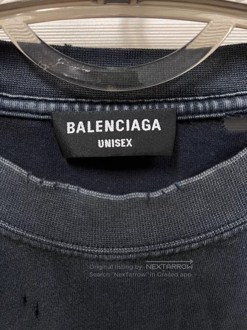Balenciaga Balenciaga Double B Letter Logo Printed Cracked Distressed Size US L / EU 52-54 / 3 - 4 Thumbnail