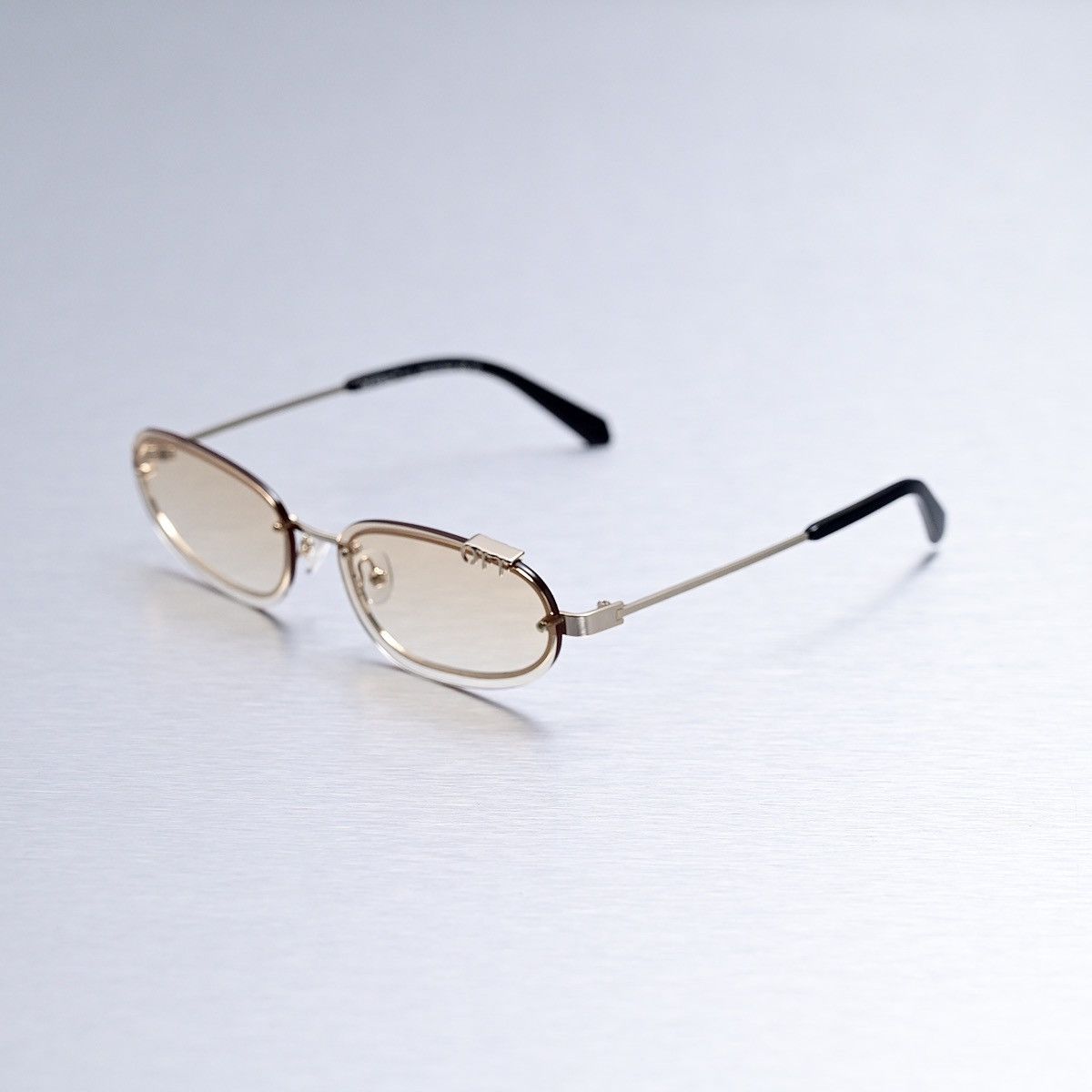 Off-White OFF WHITE MIAMI GOLD GRADIENT BROWN SUNGLASSES Size ONE SIZE - 1 Thumbnail
