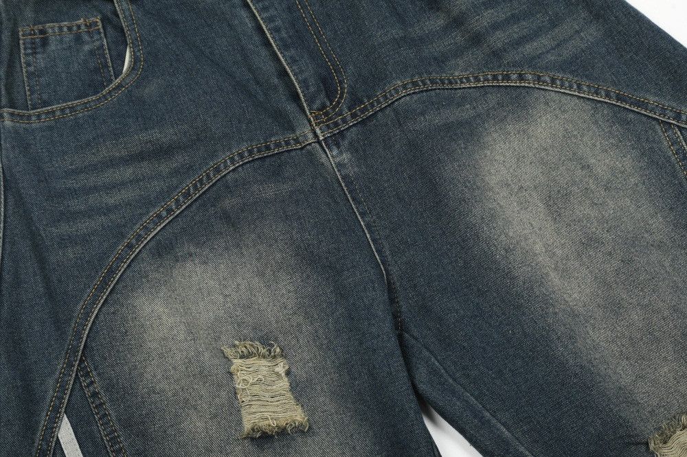 Vintage Men's distressed loose wide-leg ripped scimitar jeans Size US 32 / EU 48 - 4 Thumbnail