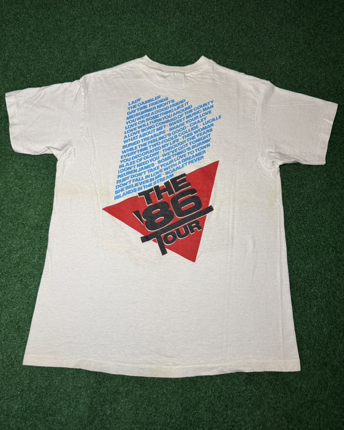 Band Tees Vintage 80s Kenny Rogers Live In Concert Lrg Hanes T Shirt Size US L / EU 52-54 / 3 - 5 Thumbnail