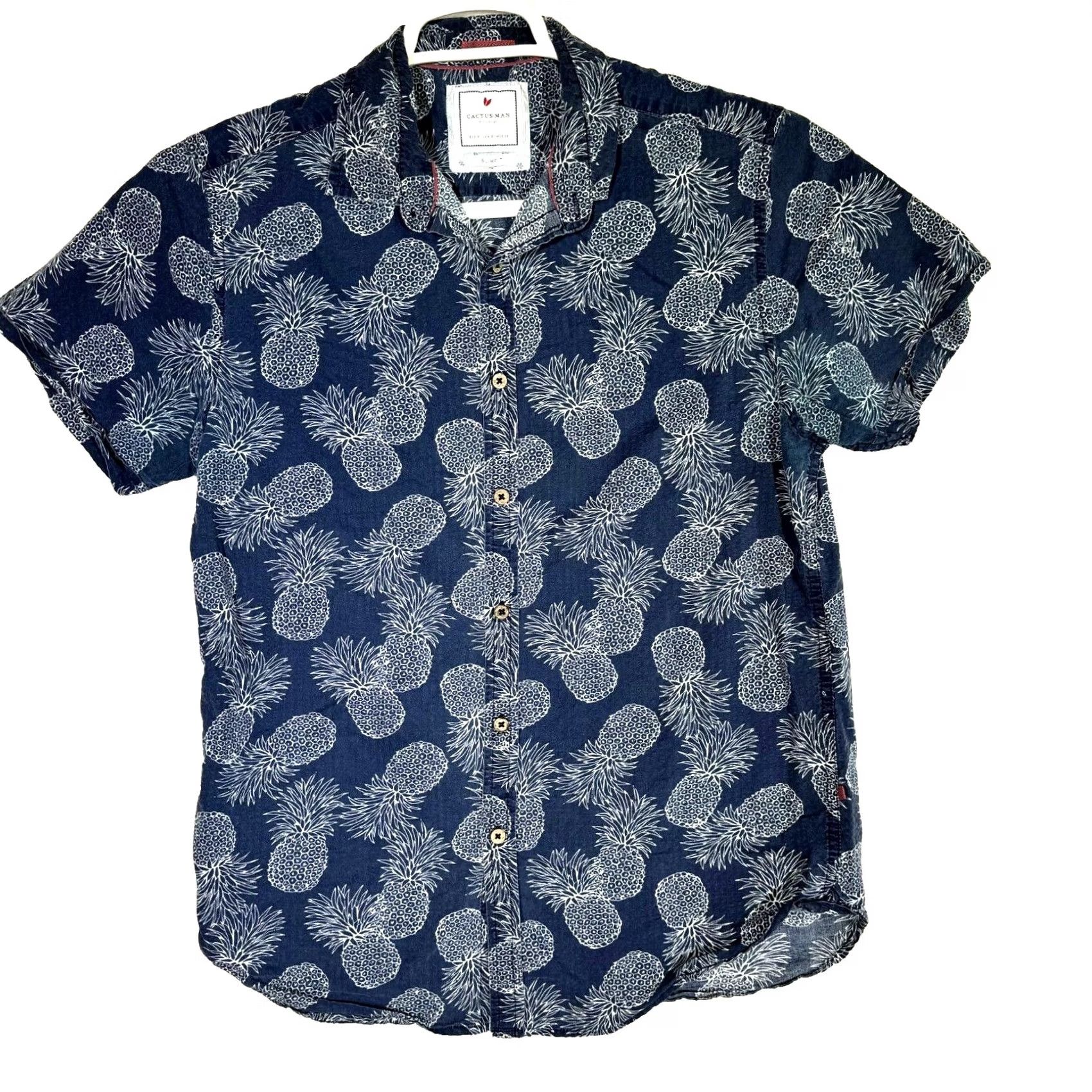 Vintage Cactus Man Shirt Small Navy Pineapple Print Slim Cotton Button-Up M570 Mens Slim Shirt Size US S / EU 44-46 / 1 - 2 Thumbnail