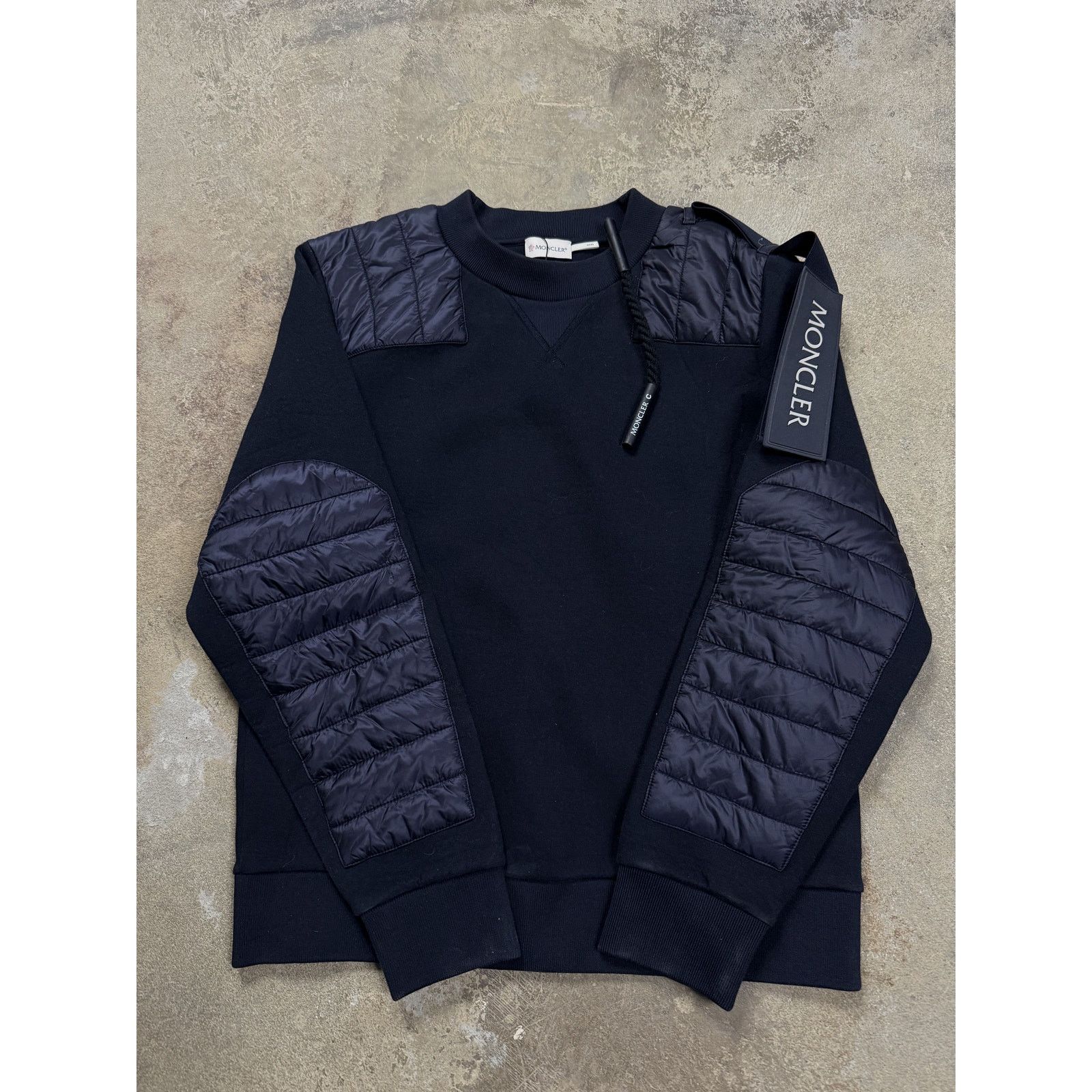 Moncler Moncler Crewneck Navy Puffer Used Small Size US S / EU 44-46 / 1 - 1 Thumbnail