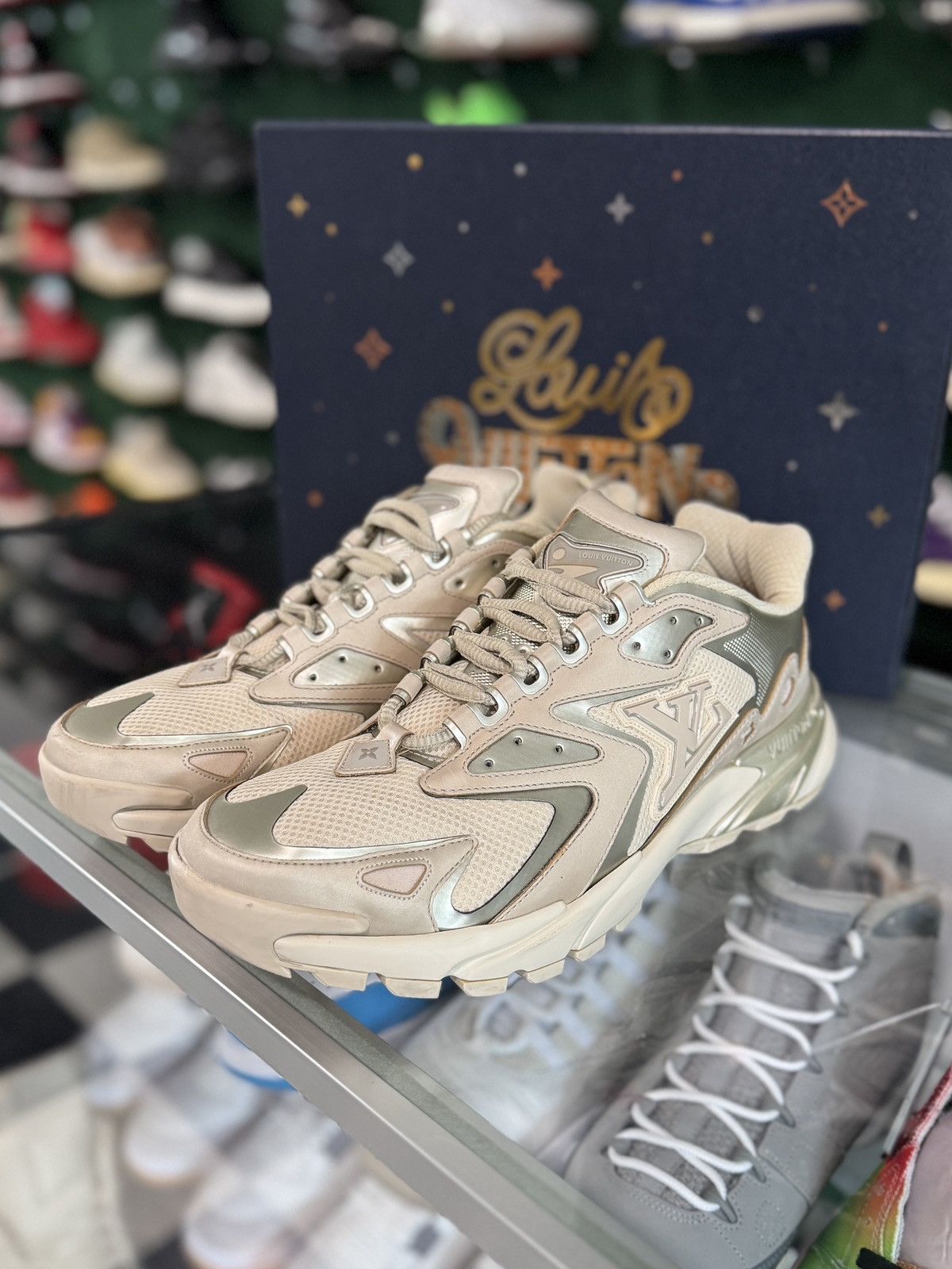 Louis Vuitton Louis Vuitton LV Runner Tatic Sneaker Beige Reflective Size US 12 / EU 45 - 7 Thumbnail