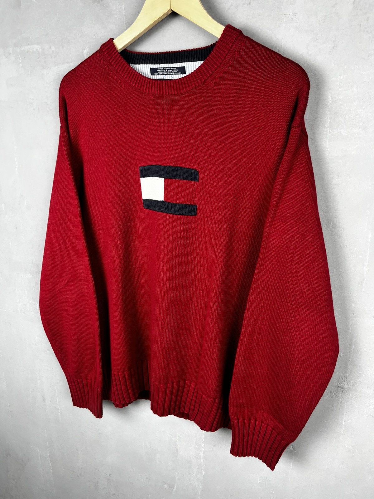Tommy Hilfiger Tommy Hilfiger big logo sweater vintage usa 90s Size US L / EU 52-54 / 3 - 3 Thumbnail