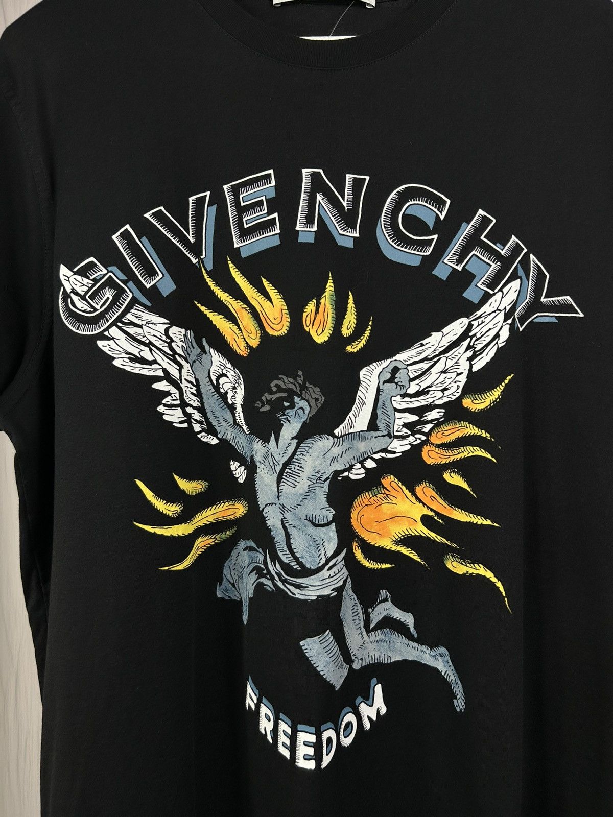 Givenchy Rare Givenchy Paris Freedom Angel Black T-Shirt Size S Size US S / EU 44-46 / 1 - 4 Thumbnail