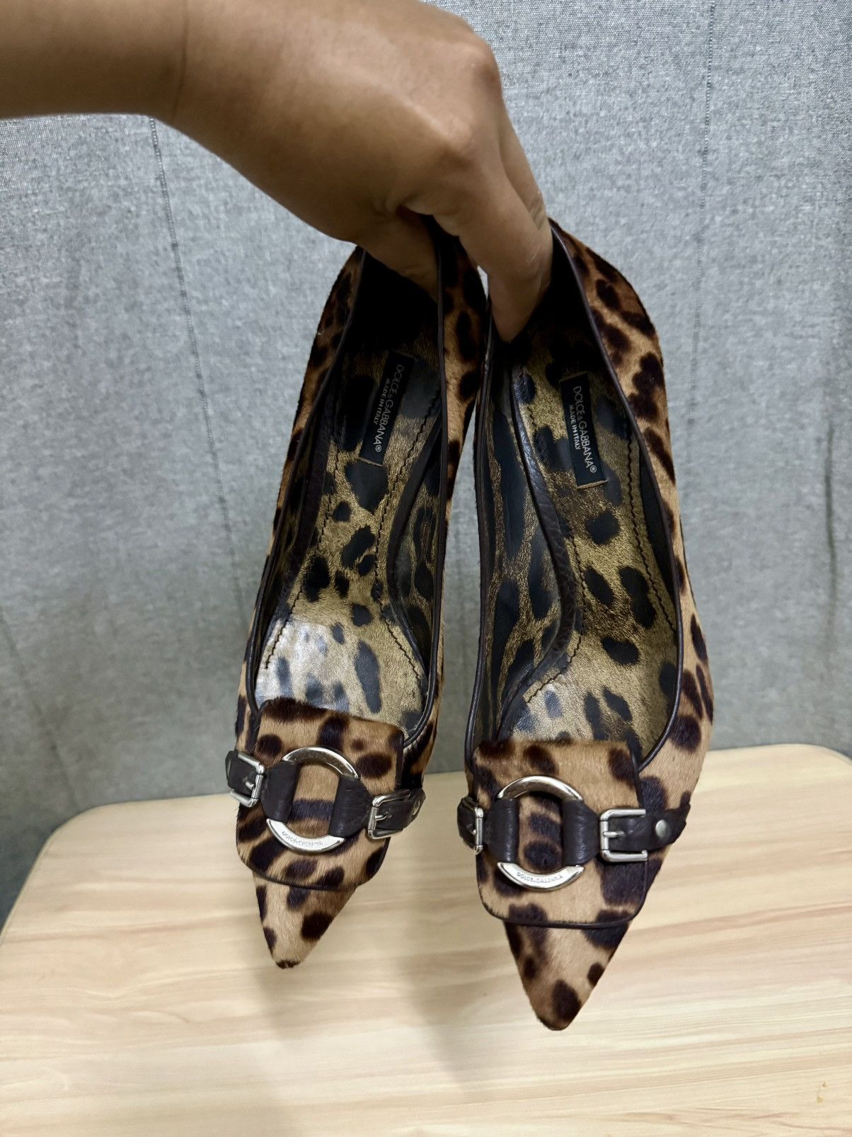 Dolce & Gabbana Dolce & Gabbana leopard print pony hair heels Size US 8 / IT 38 - 8 Thumbnail