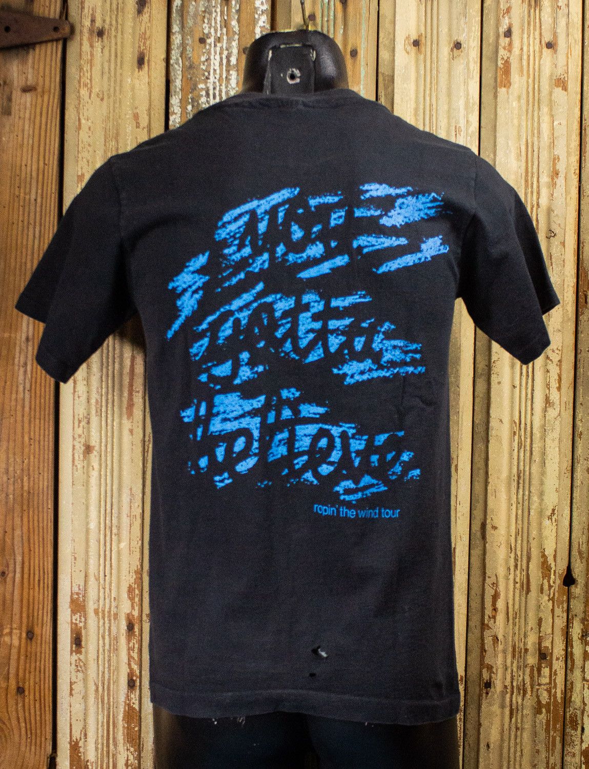 Band Tees × Vintage Vintage Garth Brooks Ropin' The Wind Concert T Shirt 1991 Size US S / EU 44-46 / 1 - 2 Thumbnail
