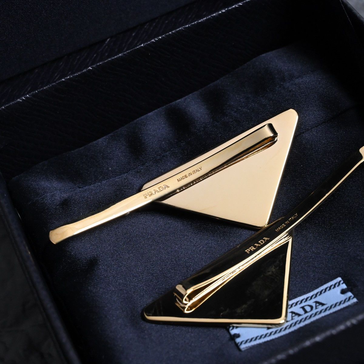 Prada PRADA SET OF 2 LOGO HAIR CLIPS Size ONE SIZE - 4 Thumbnail