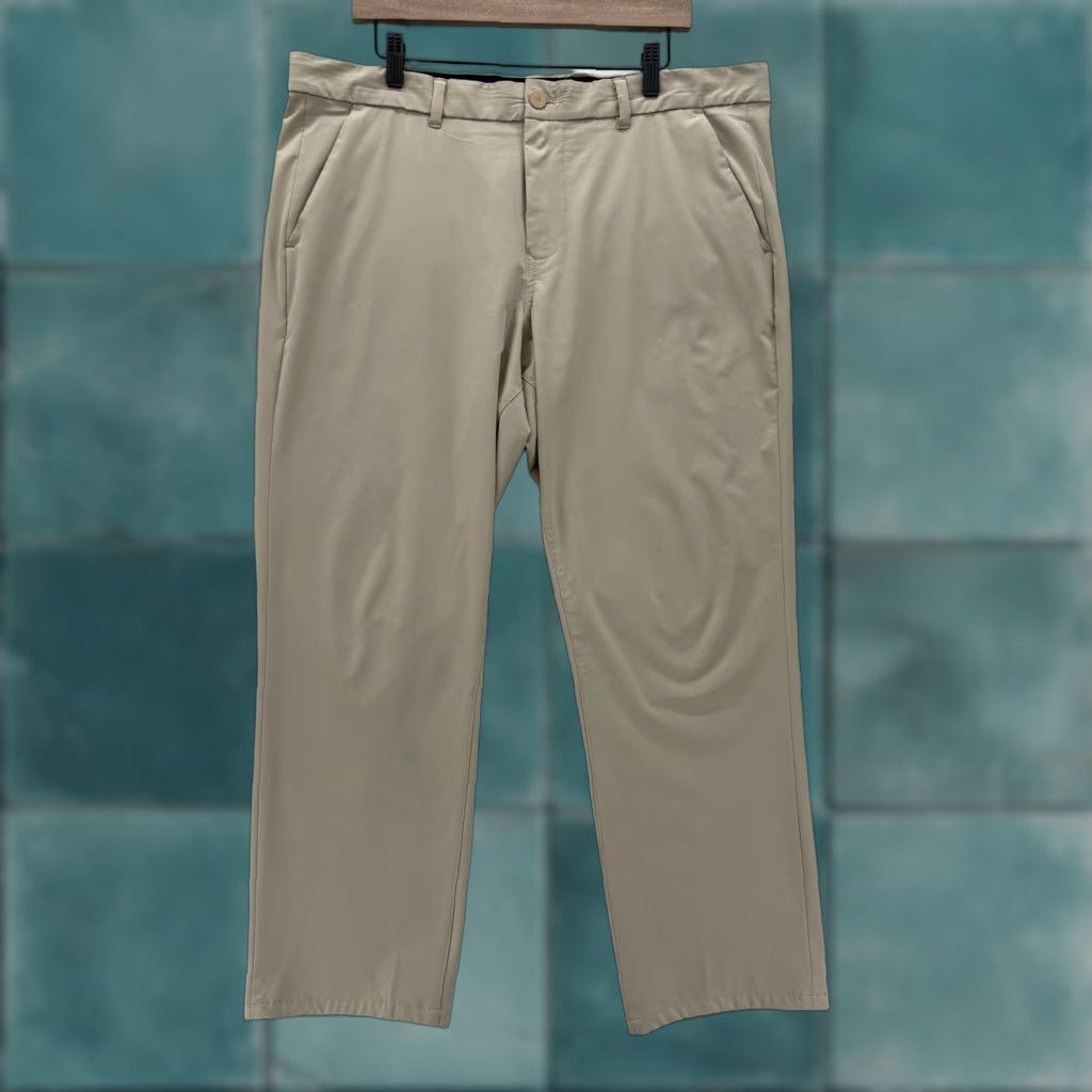 Mizzen+Main Mizzen+Main Pants Mens 38x28 Helmsman Slim Beige Khakis Golf Chino Stretch 88% Polyester 12% Spandex Mens Size US 38 / EU 54 - 1 Thumbnail