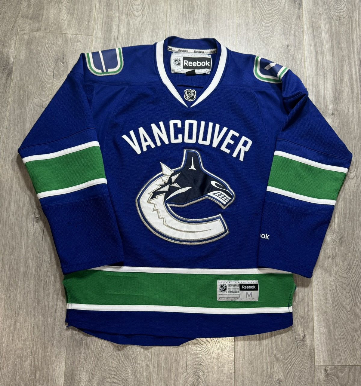 Vancouver Canucks Flying Skate Canucks Reebok Skate Jersey Logo