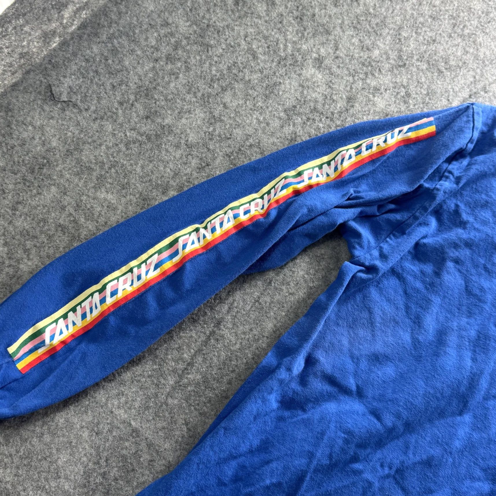 Vintage Santa Cruz Shirt Mens Small Blue Long Sleeve Logo Graphic Tee Skateboarding Size US S / EU 44-46 / 1 - 5 Thumbnail