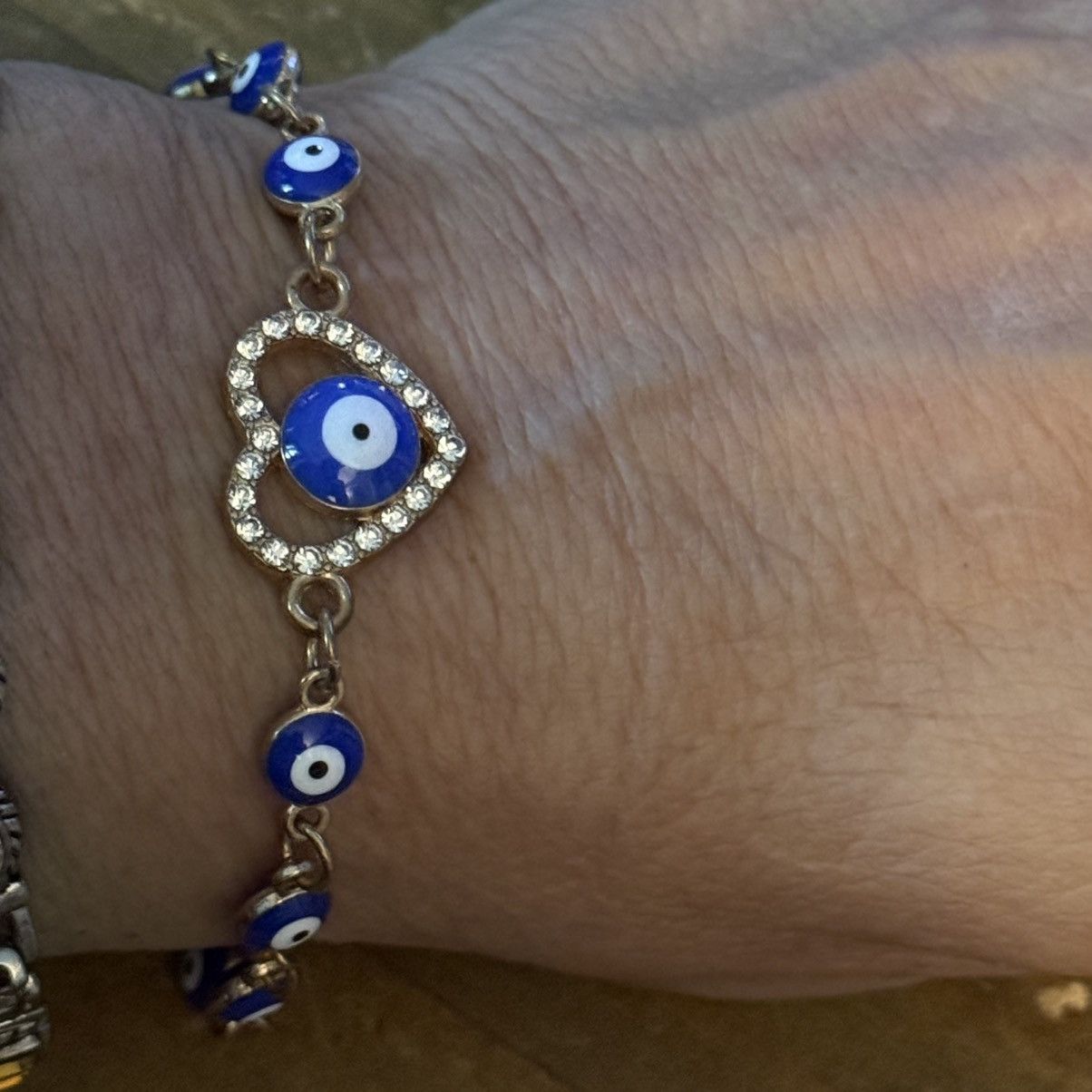 Other Gold tone evil eye heart bracelet Size ONE SIZE - 2 Thumbnail