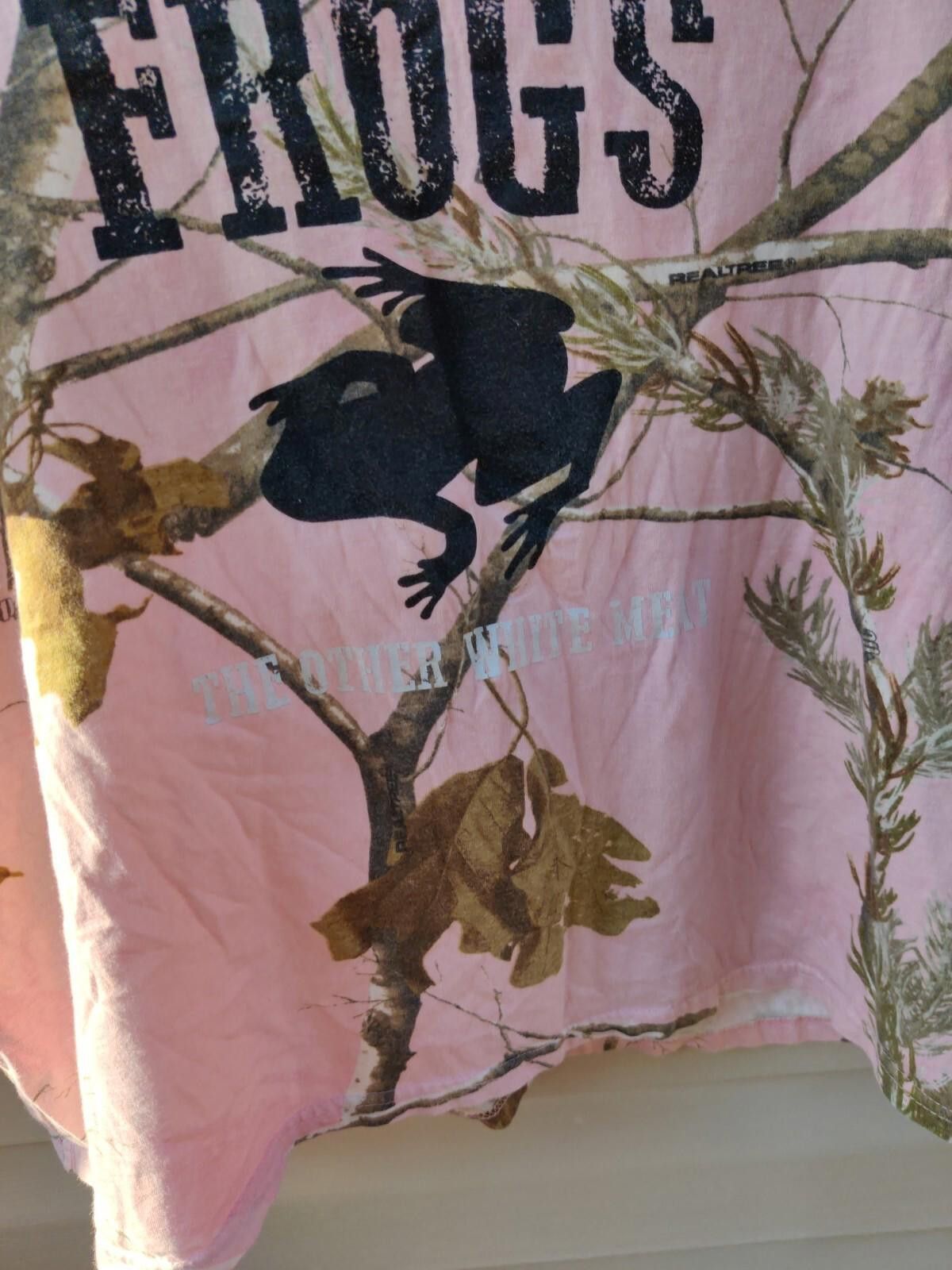 Other "FROGS The Other White Meat" Real Tree Pink Camo T-shirt Size XL / US 12-14 / IT 48-50 - 5 Thumbnail