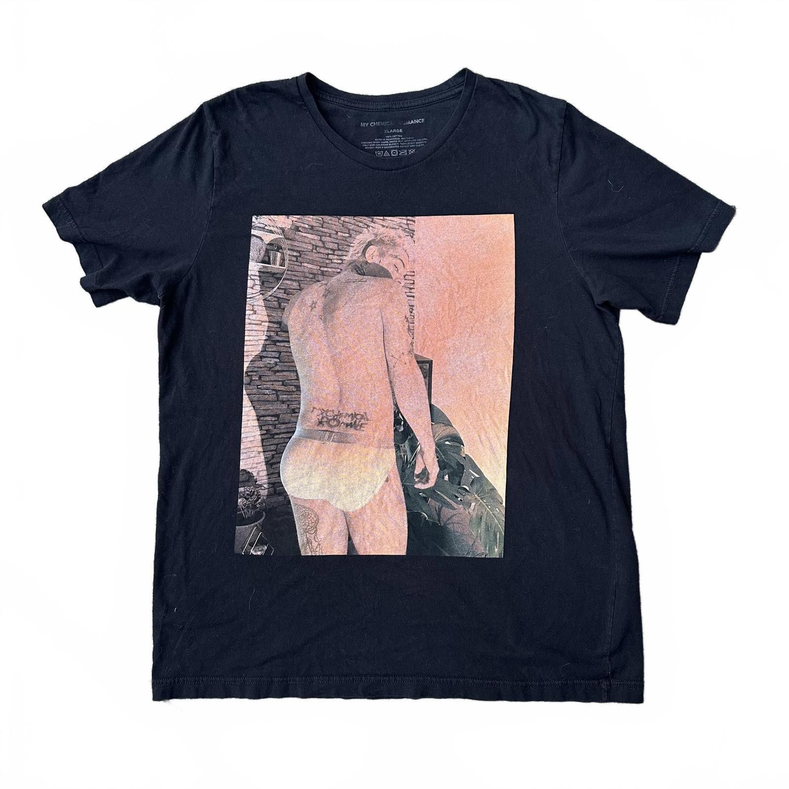 My Chemical Romance My Chemical Romance Men's T-shirt Black Graphic Print XL Size US XL / EU 56 / 4 - 1 Thumbnail
