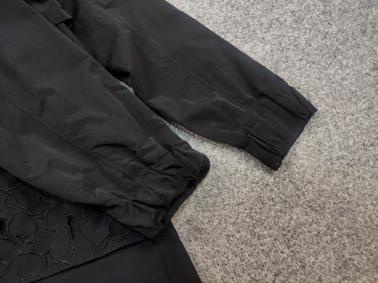 Lululemon LuluLemon Flower Patterned Hooded Parka Black Nylon Jacket Size L / US 10 / IT 46 - 13 Thumbnail