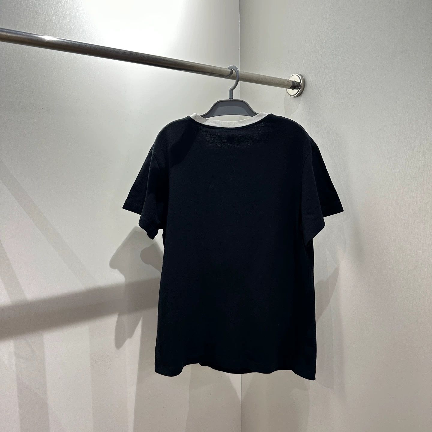 Louis Vuitton LOUIS VUITTON Gold Chain Colorblock SS T XL Size XL / US 12-14 / IT 48-50 - 2 Thumbnail