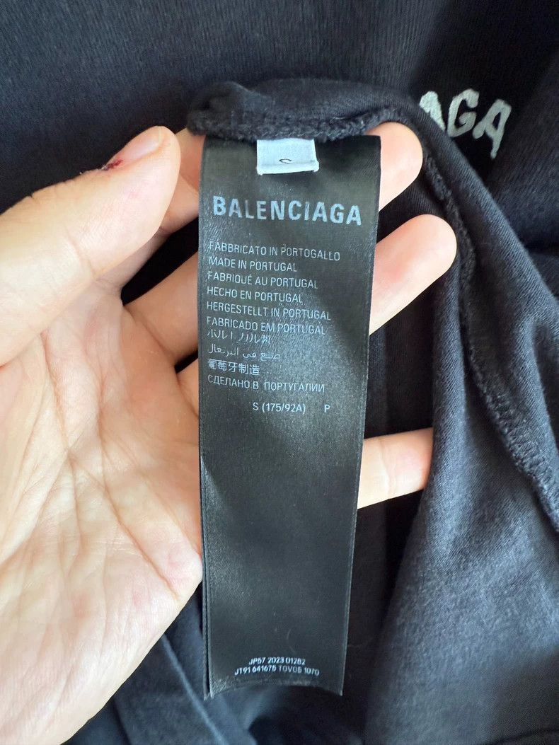 Balenciaga Balenciaga Short sleeve back logo Size US S / EU 44-46 / 1 - 4 Thumbnail