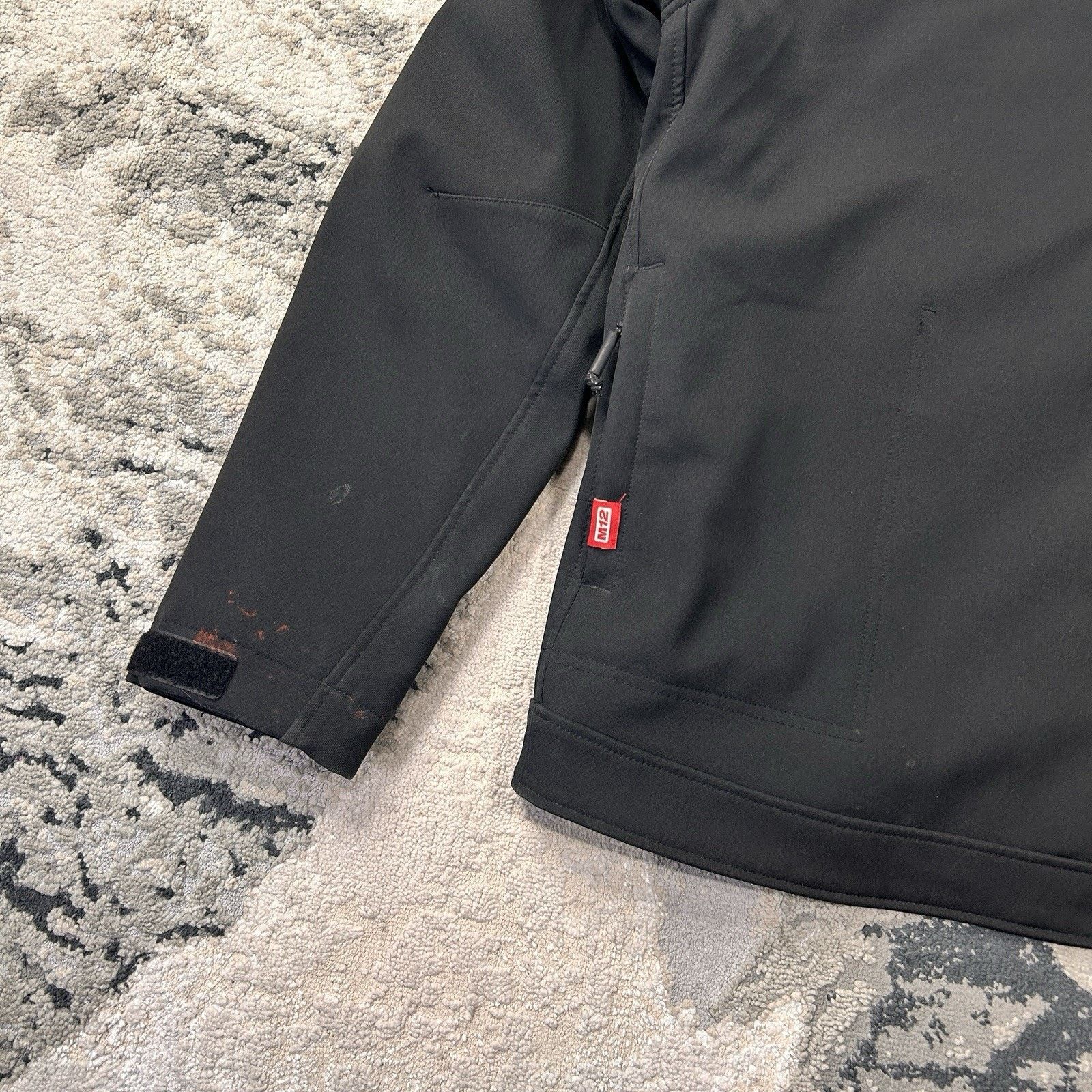 & Other Stories Milwaukee M12 Heated Softshell with 4.0 Ah Battery Pack Sz M Size US M / EU 48-50 / 2 - 9 Thumbnail