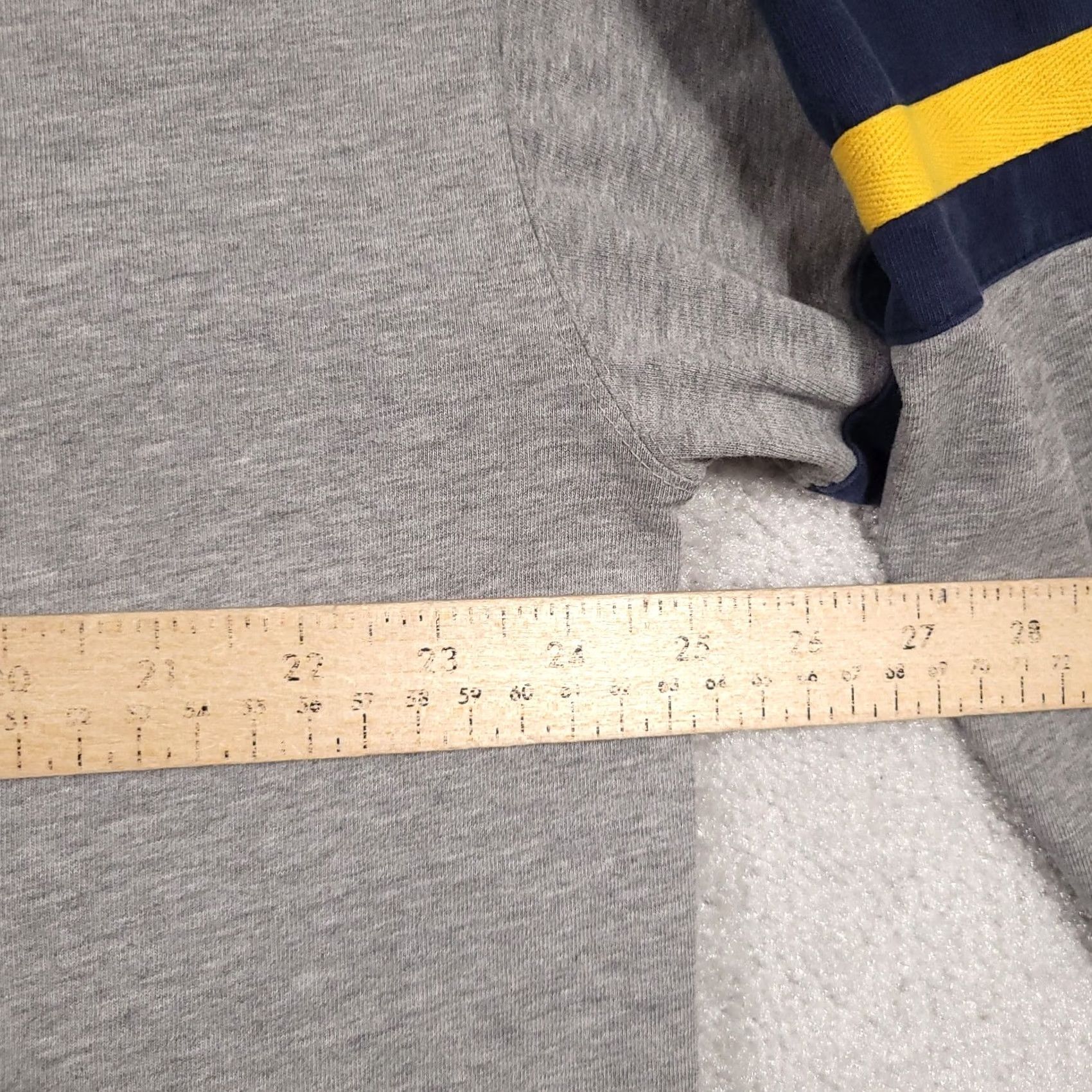 Vintage VINTAGE Western Ilinois V Neck Long Sleeve Shirt Mens Size 2XL Gray Sport Heavy Size US XXL / EU 58 / 5 - 7 Thumbnail