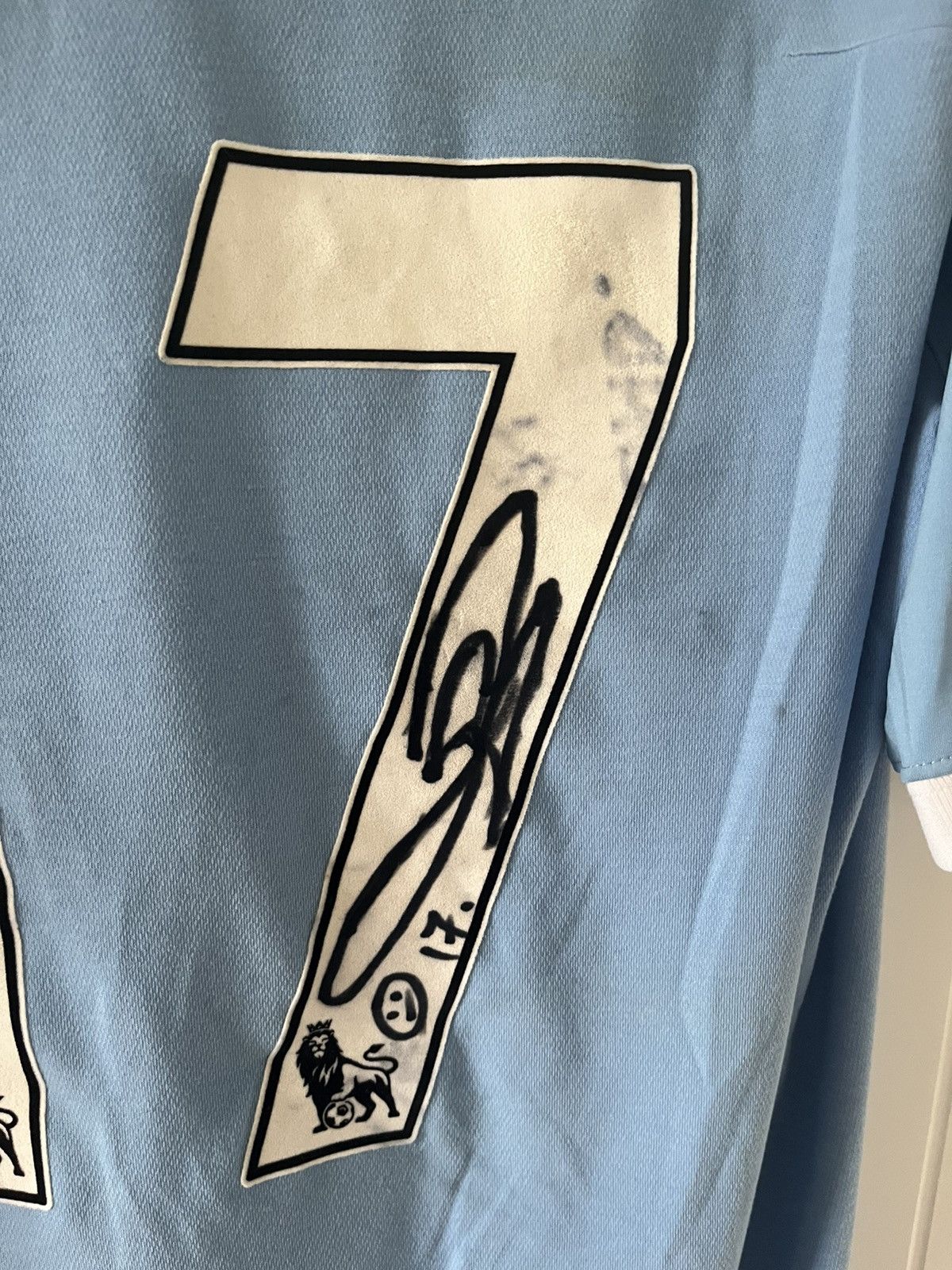 Manchester City umbro 2010/2011 domowa Boateng z autografem — zdjęcie 3