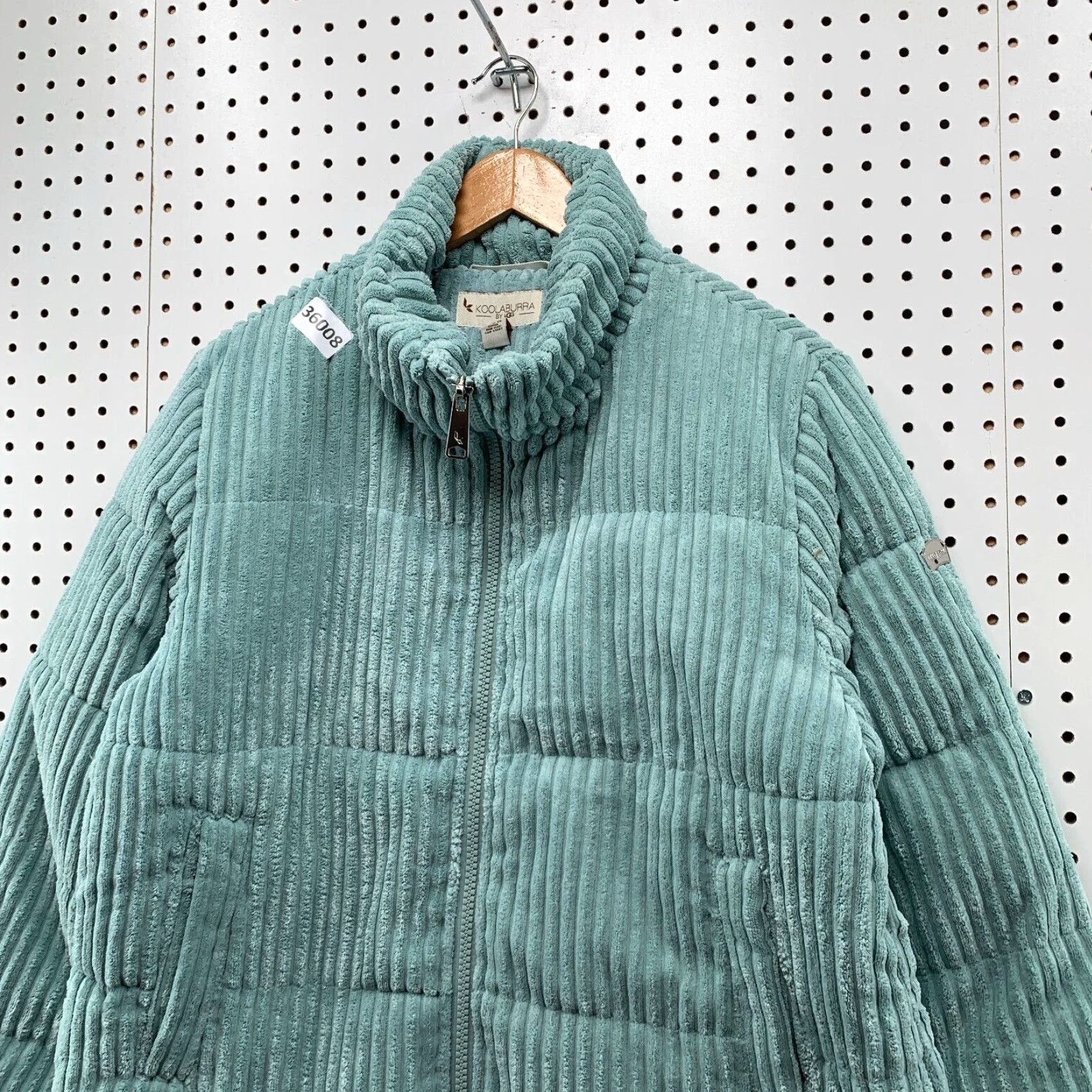 Ugg UGG Australia Corduroy Puffer Jacket Womens L Green Front Best Selling Jacket Womens L Green 90s? Size L / US 10 / IT 46 - 7 Thumbnail