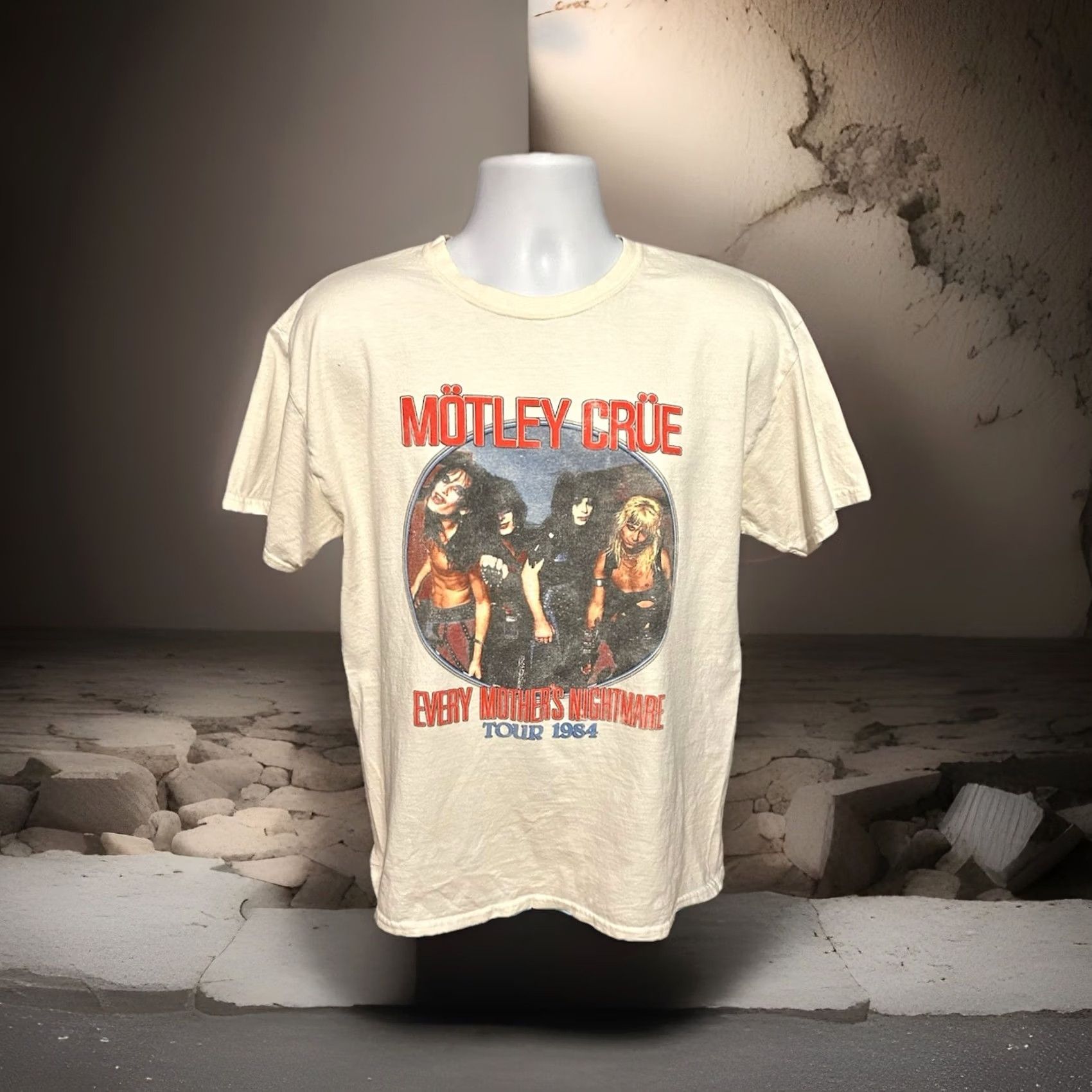 MOTHER Motley Crue T-Shirt Shirt White Mens Large 1984 Every Mothers Nightmare Tour Graphic Print Vintage? No (omit) Size US L / EU 52-54 / 3 - 5 Thumbnail