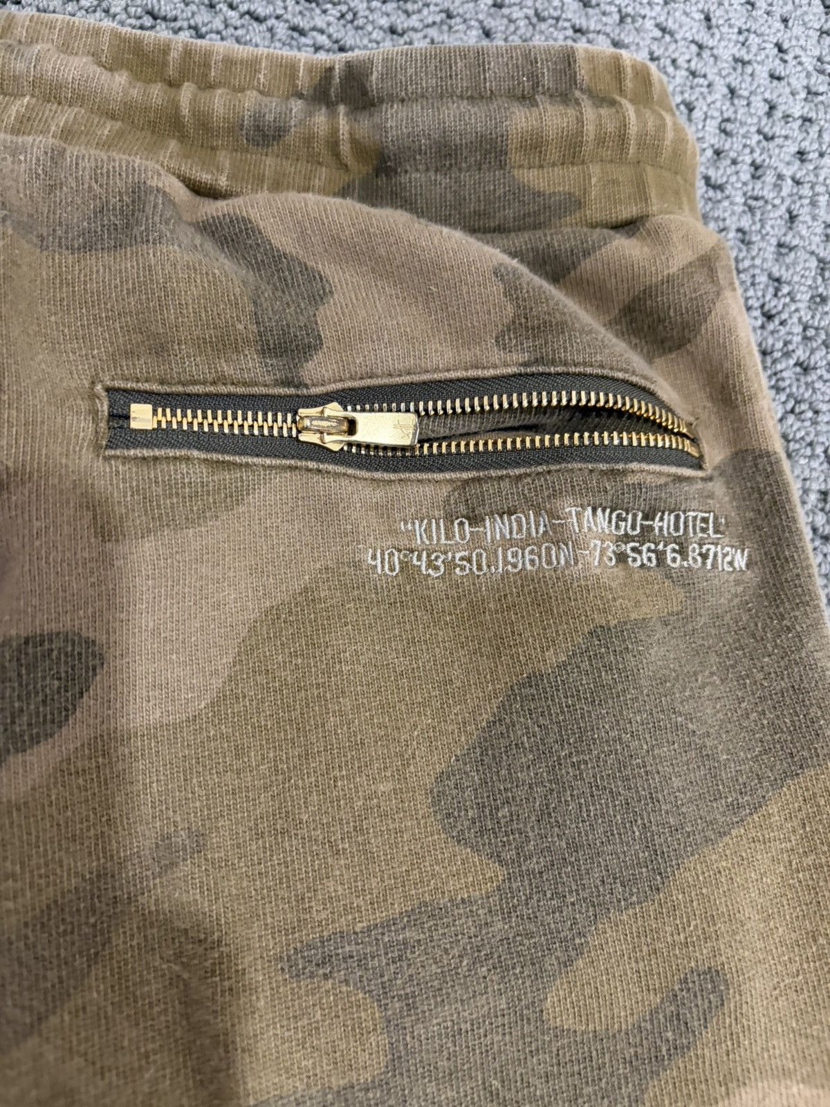 Kith Kith special edition green camo sweatpants. Like New Size US 32 / EU 48 - 5 Thumbnail