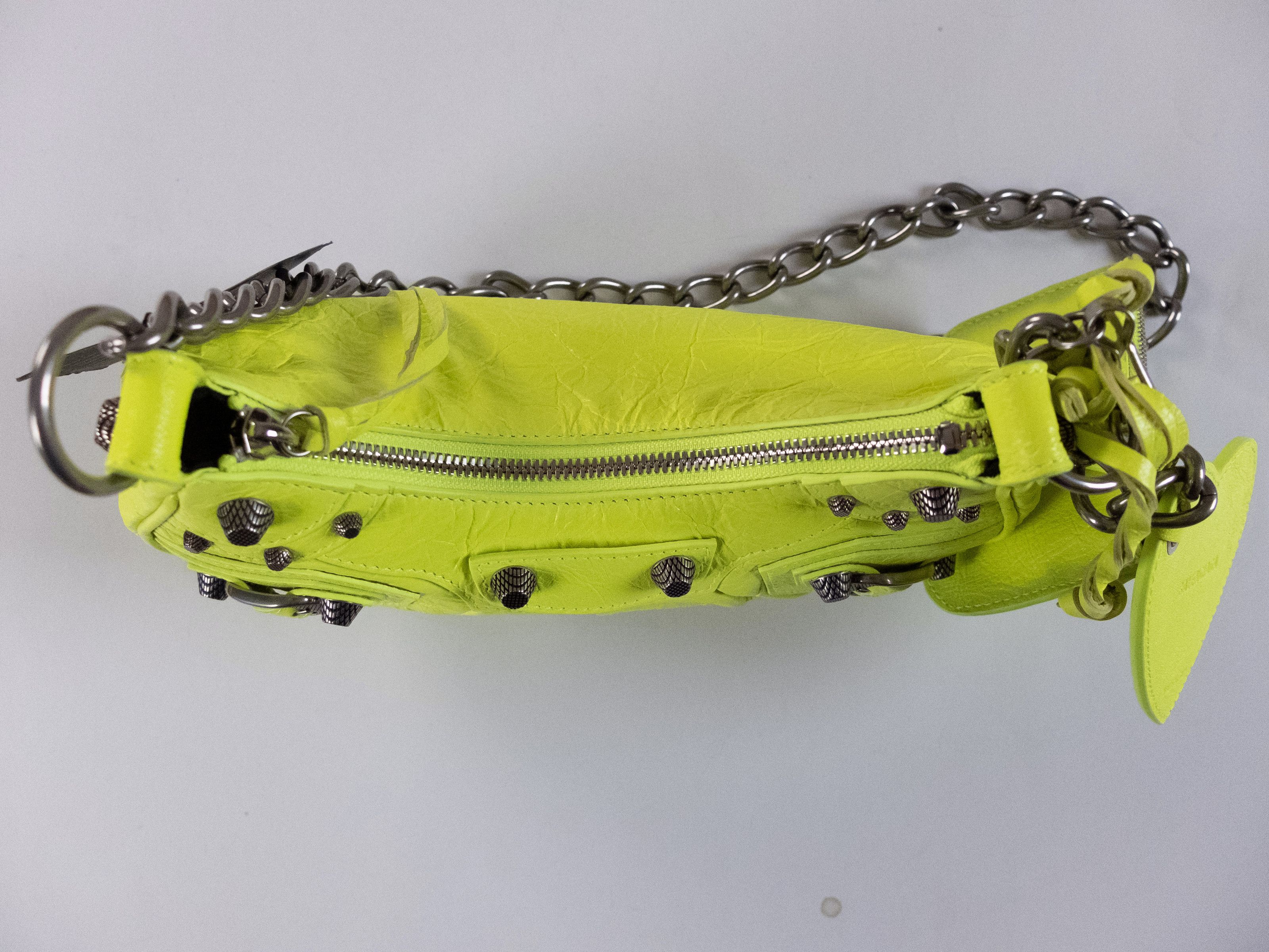 Balenciaga BALENCIAGA Le Cagole XS yellow leather chain shoulder bag Size ONE SIZE - 7 Thumbnail