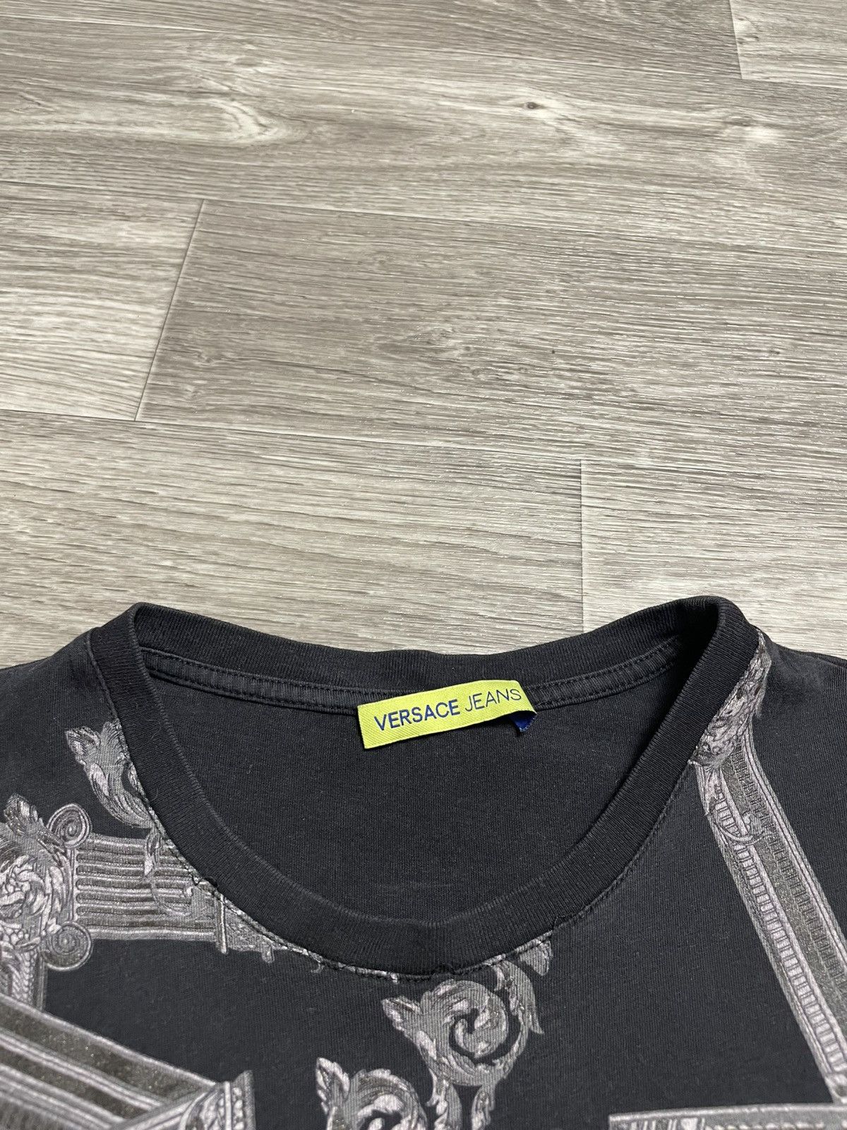 Versace Versace Jeans Couture Baroque Graphic Tee Black Size US M / EU 48-50 / 2 - 9 Thumbnail