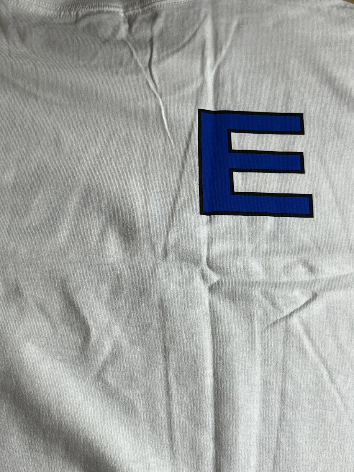 Designer Vintage Eminem Live Photo T-shirt - E on Back - 2003 Shirt Size US S / EU 44-46 / 1 - 6 Thumbnail