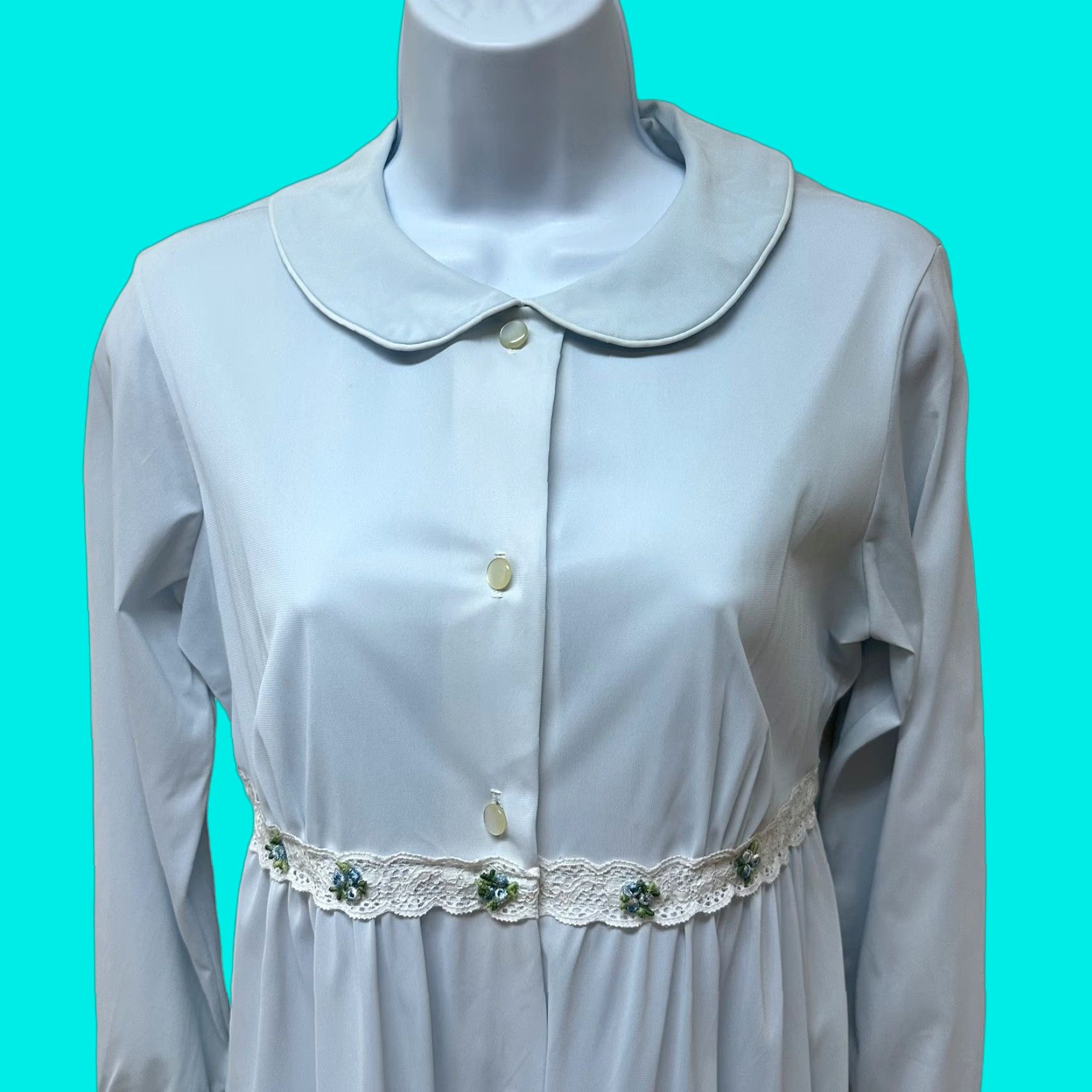 Vintage VINTAGE Blue Nylon Housecoat Robe Button Front M Union Made in USA NEW NOS Size ONE SIZE - 1 Thumbnail