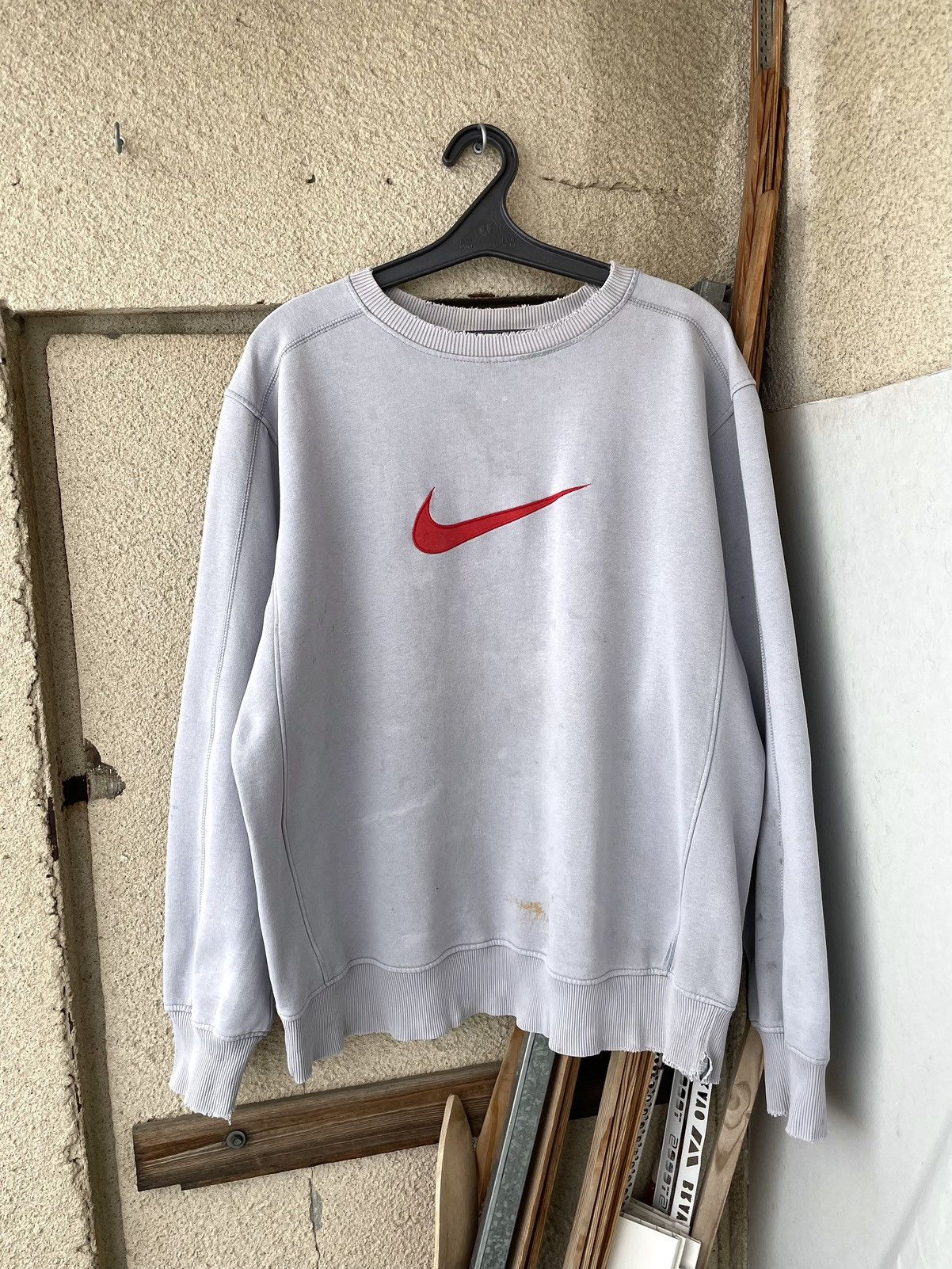 Nike Vintage Y2K Nike Big Logo Distressed Trashed Sweatshirt Size US XL / EU 56 / 4 - 13 Thumbnail