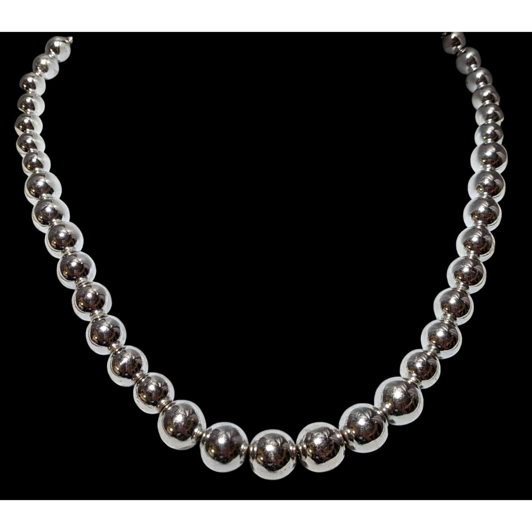 Other Metallic Silver Graduated Beaded Necklace Size ONE SIZE - 2 Thumbnail