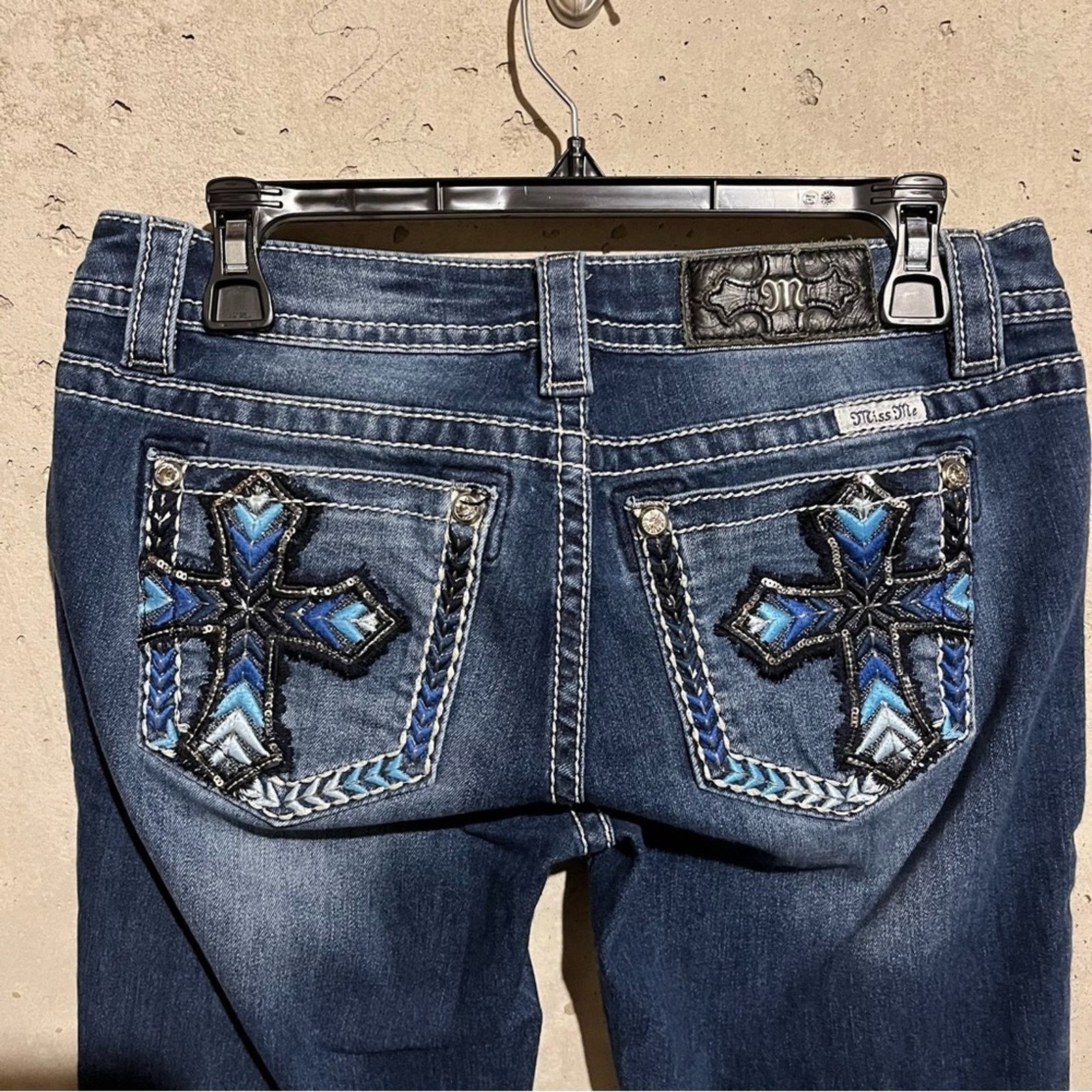 Miss Me Miss Me Jeans Womens 28 Blue Low Rise Signature Boot Cut Size 28" / US 6 / IT 42 - 5 Thumbnail