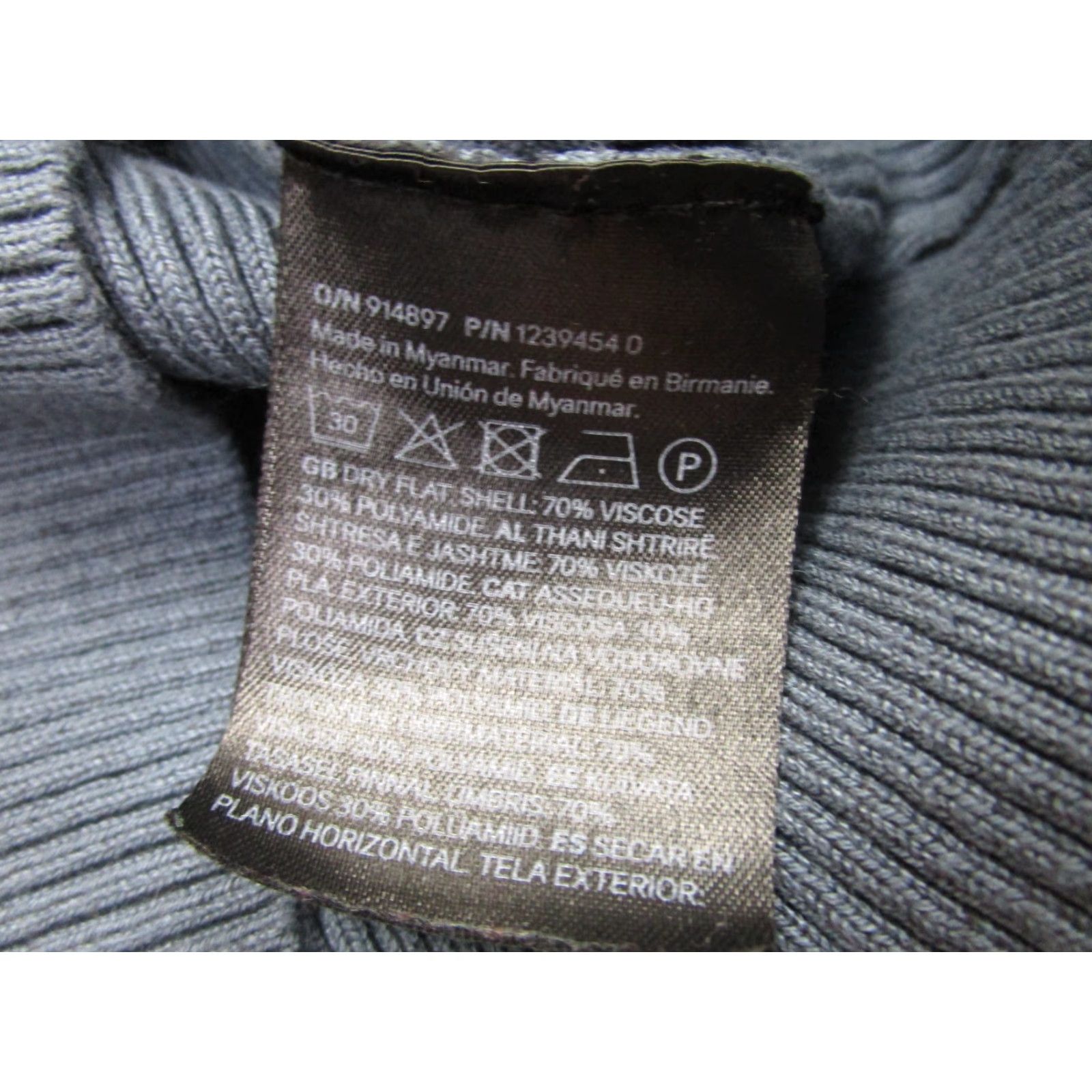 H&M H&M Shirt Womens M Blue Thermal Ribbed fitted Long Sleeve V-Neck Slim Casual Basics Regular Size M / US 6-8 / IT 42-44 - 5 Thumbnail