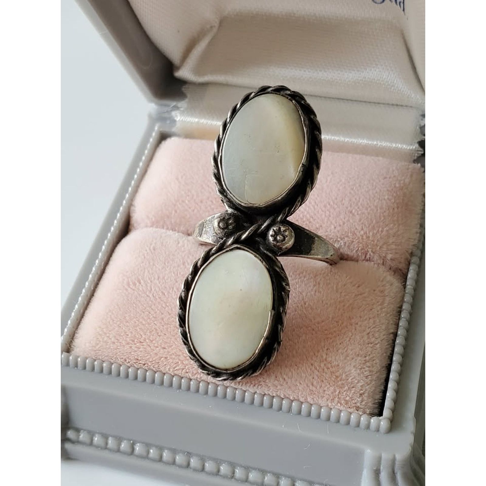 Other Vintage Sterling Silver Mother of Pearl Two Stone Ring Size ONE SIZE - 1 Thumbnail