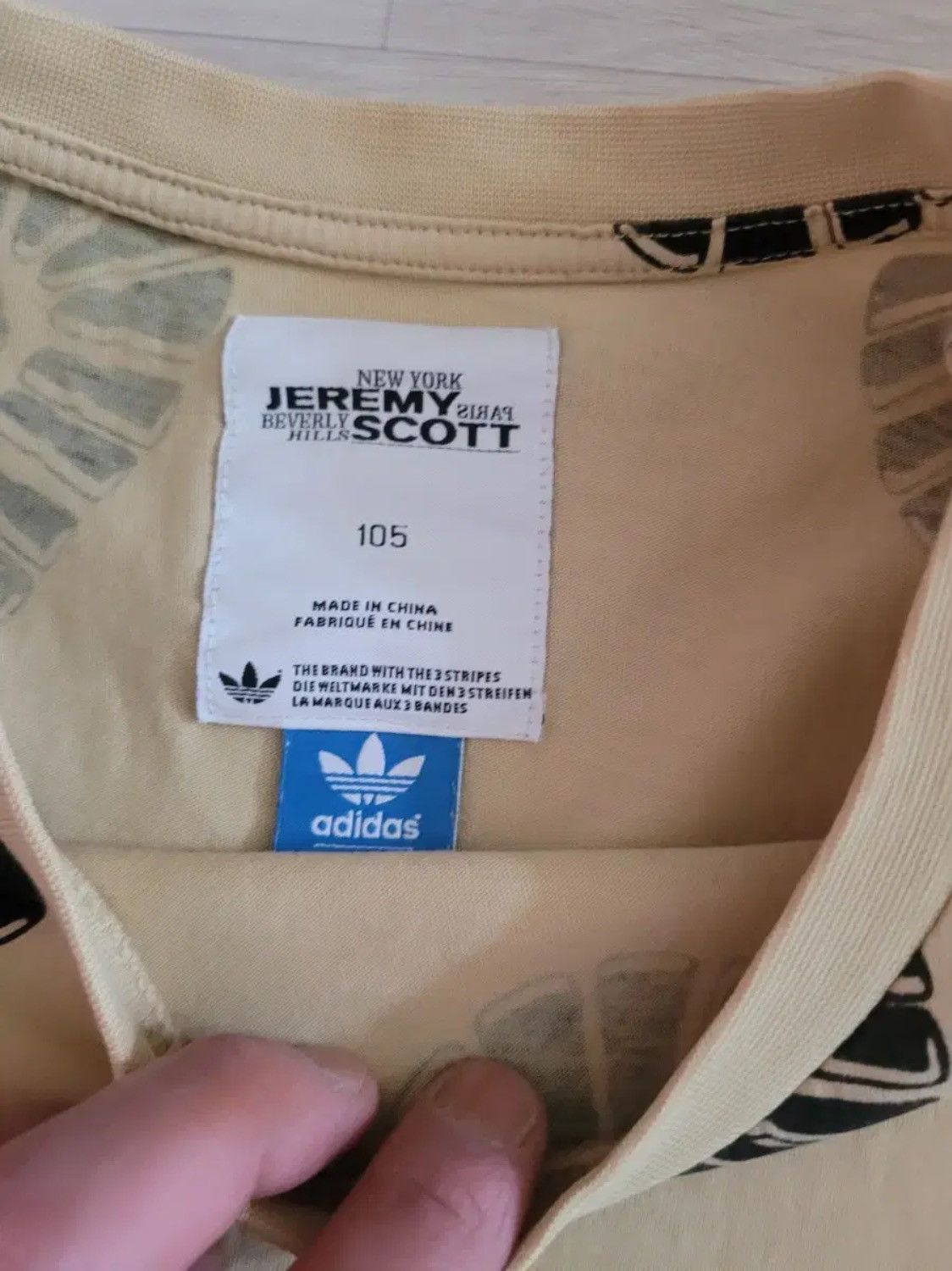 Adidas × Jeremy Scott Jeremy Scott Foot Print T-Shirt Size US XL / EU 56 / 4 - 3 Thumbnail