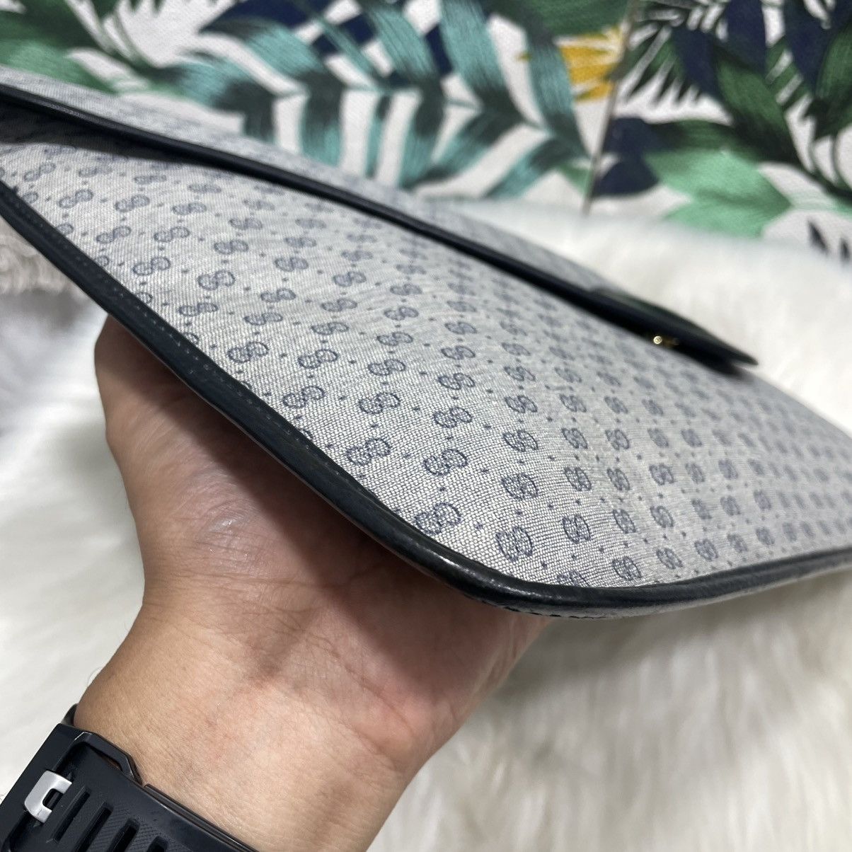 Gucci Authentic Vtg. GUCCI Large Portfolio Clutch Bag Size ONE SIZE - 5 Thumbnail