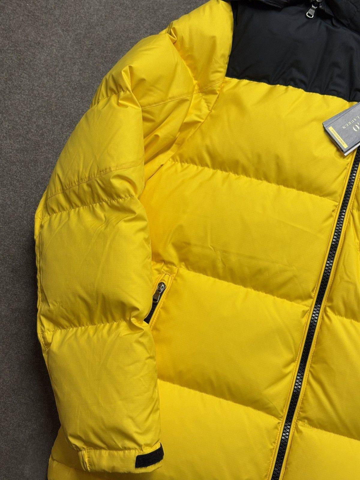 Polo Ralph Lauren Yellow & Black Hooded Puffer Jacket Ralph Lauren Men M Size US M / EU 48-50 / 2 - 2 Thumbnail
