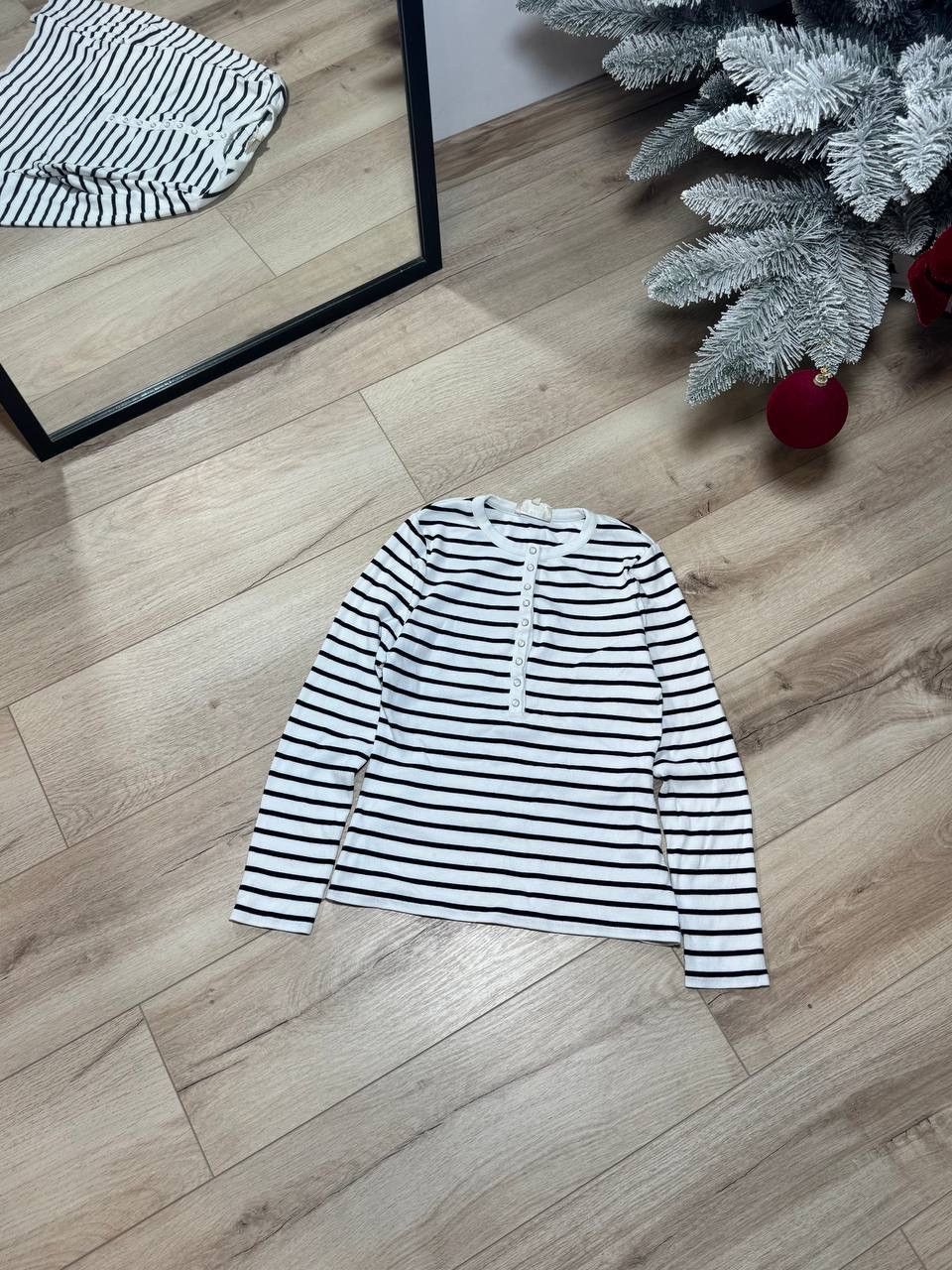 Sezane Sezane White Black Striped Long Sleeve Button Henley Top Size M / US 6-8 / IT 42-44 - 1 Thumbnail