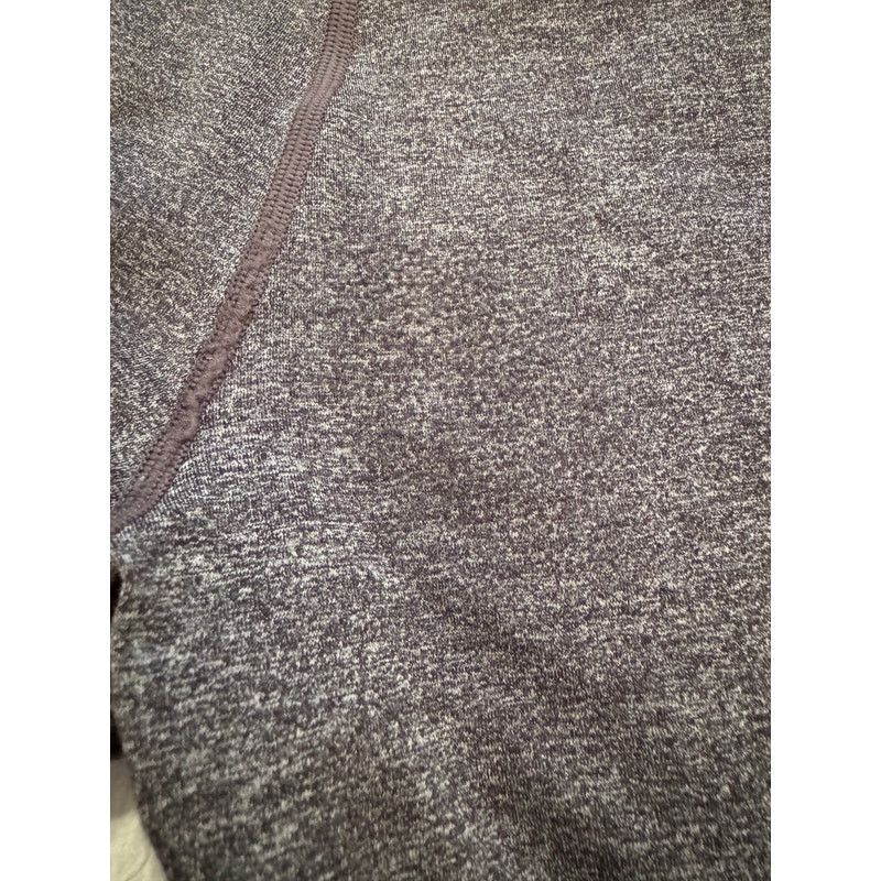 Lululemon Lululemon Luxtreme Gray Cropped Leggings size 6 Size 28" / US 6 / IT 42 - 8 Thumbnail