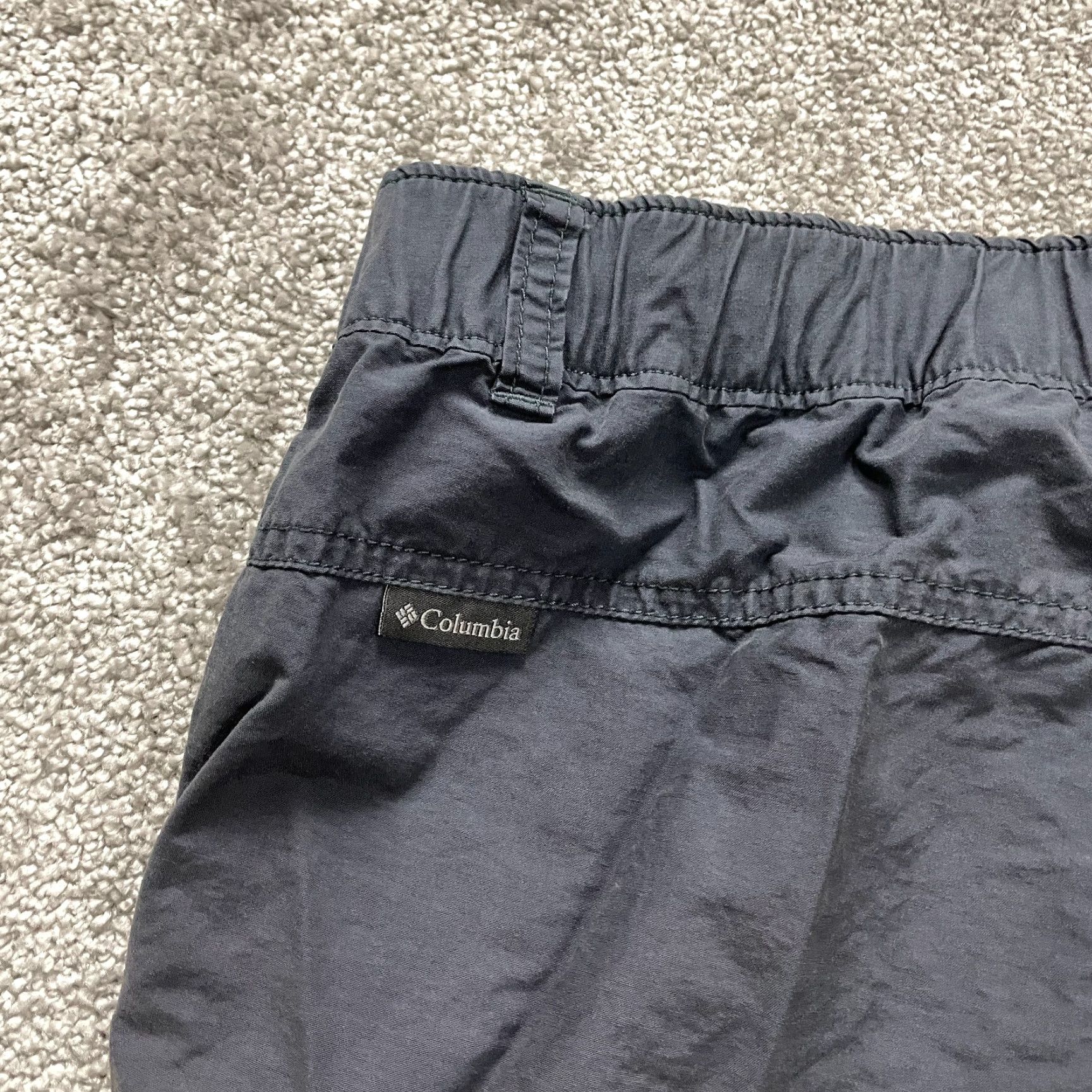 Vintage VINTAGE Columbia Women's Chino Shorts Size 8 Cotton Nylon Outdoor Black Elastic Waist Casual Summer Size 30" / US 8 / IT 44 - 4 Thumbnail