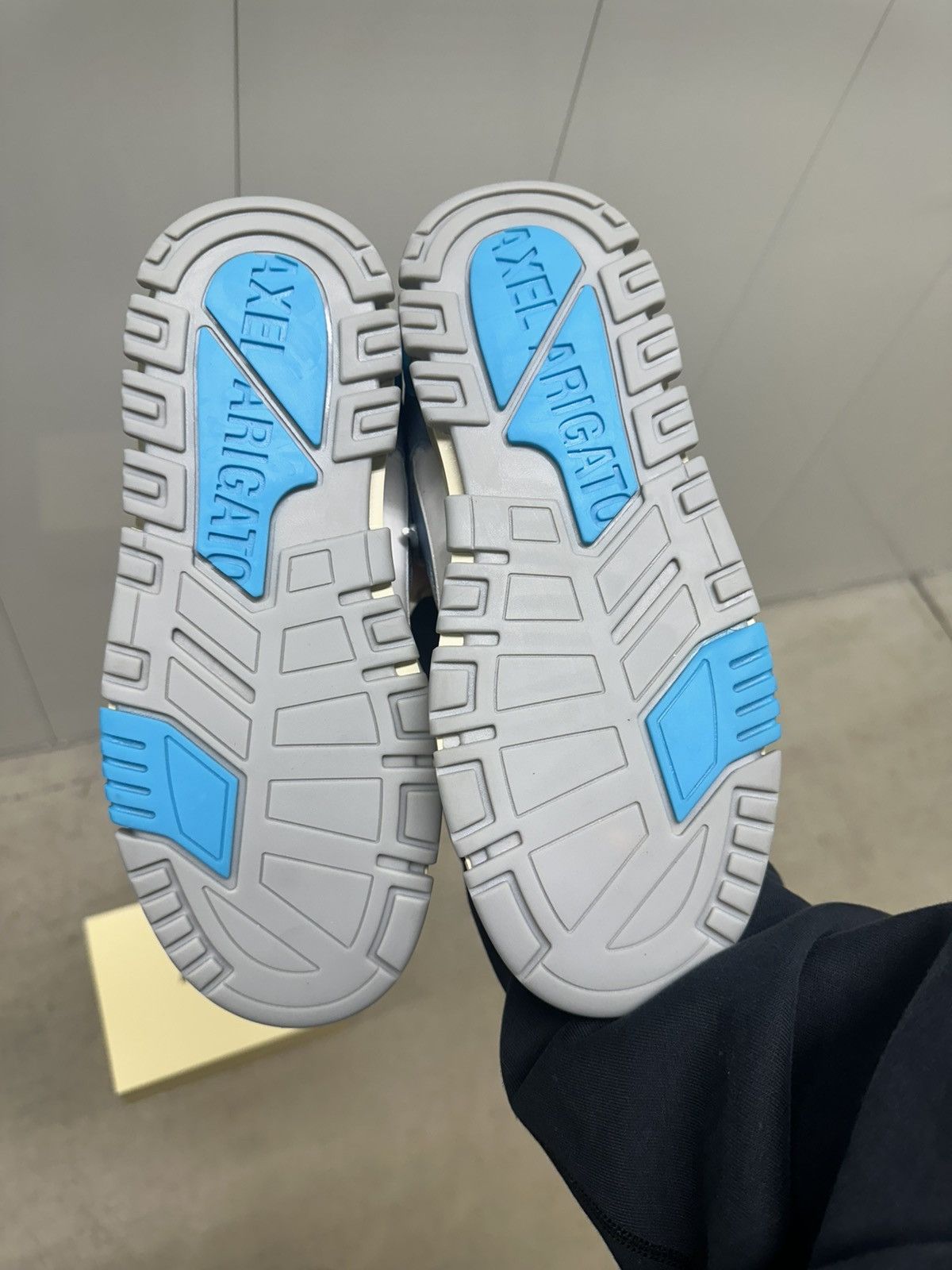 Axel Arigato Axel Arigato Area Lo Sneaker Size US 8.5 / EU 41-42 - 7 Thumbnail