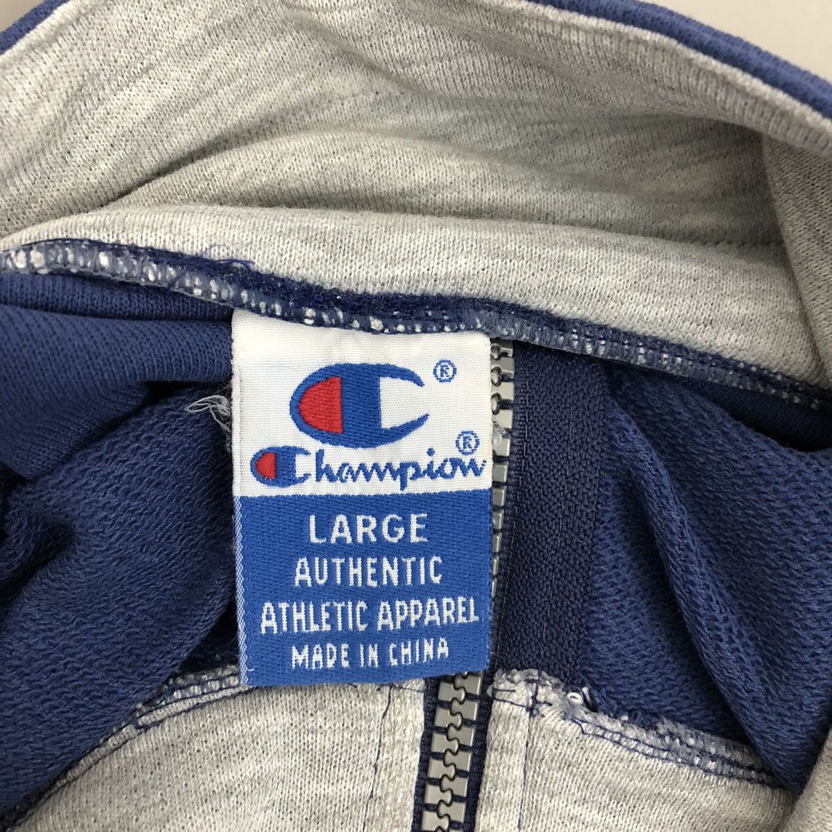Champion CHAMPION Vintage Big logo Half Zipper Sweeatshirt Size US L / EU 52-54 / 3 - 5 Thumbnail