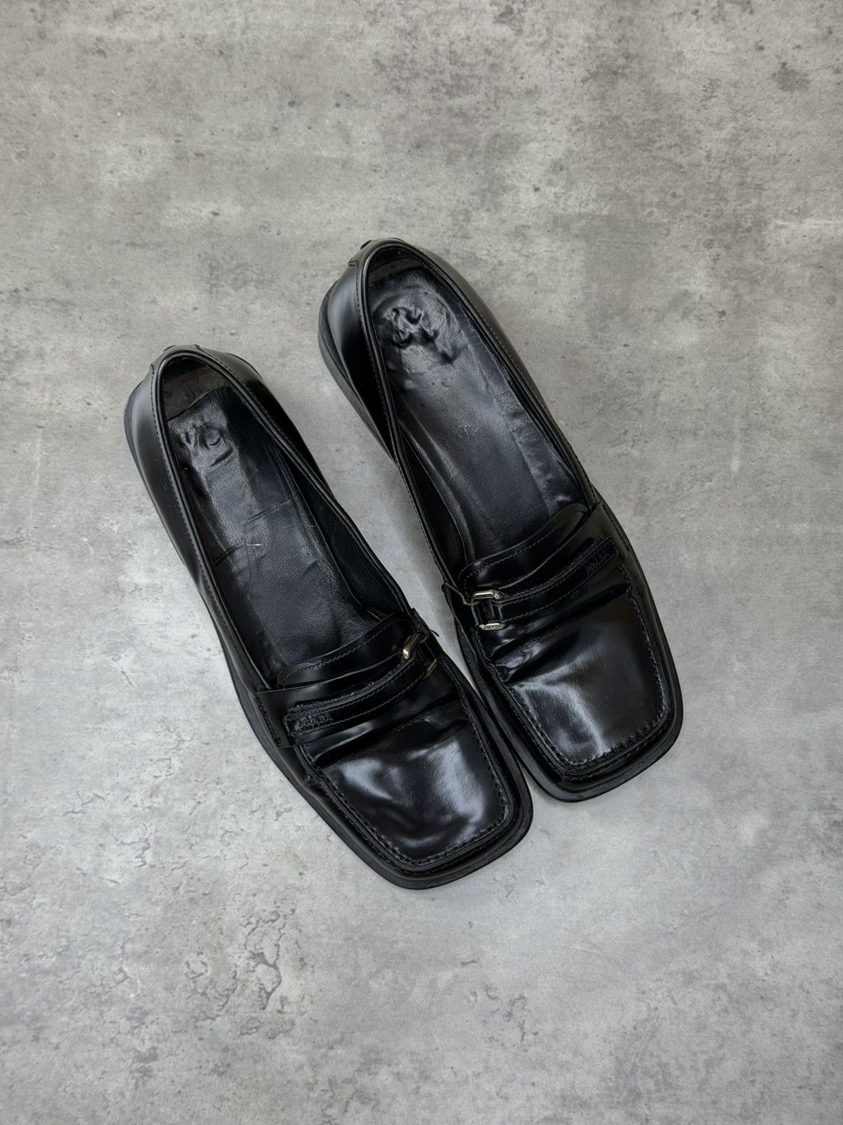 Prada Prada Black Leather Square Toe Loafers Women’s Size 37 Size US 7 / IT 37 - 7 Thumbnail