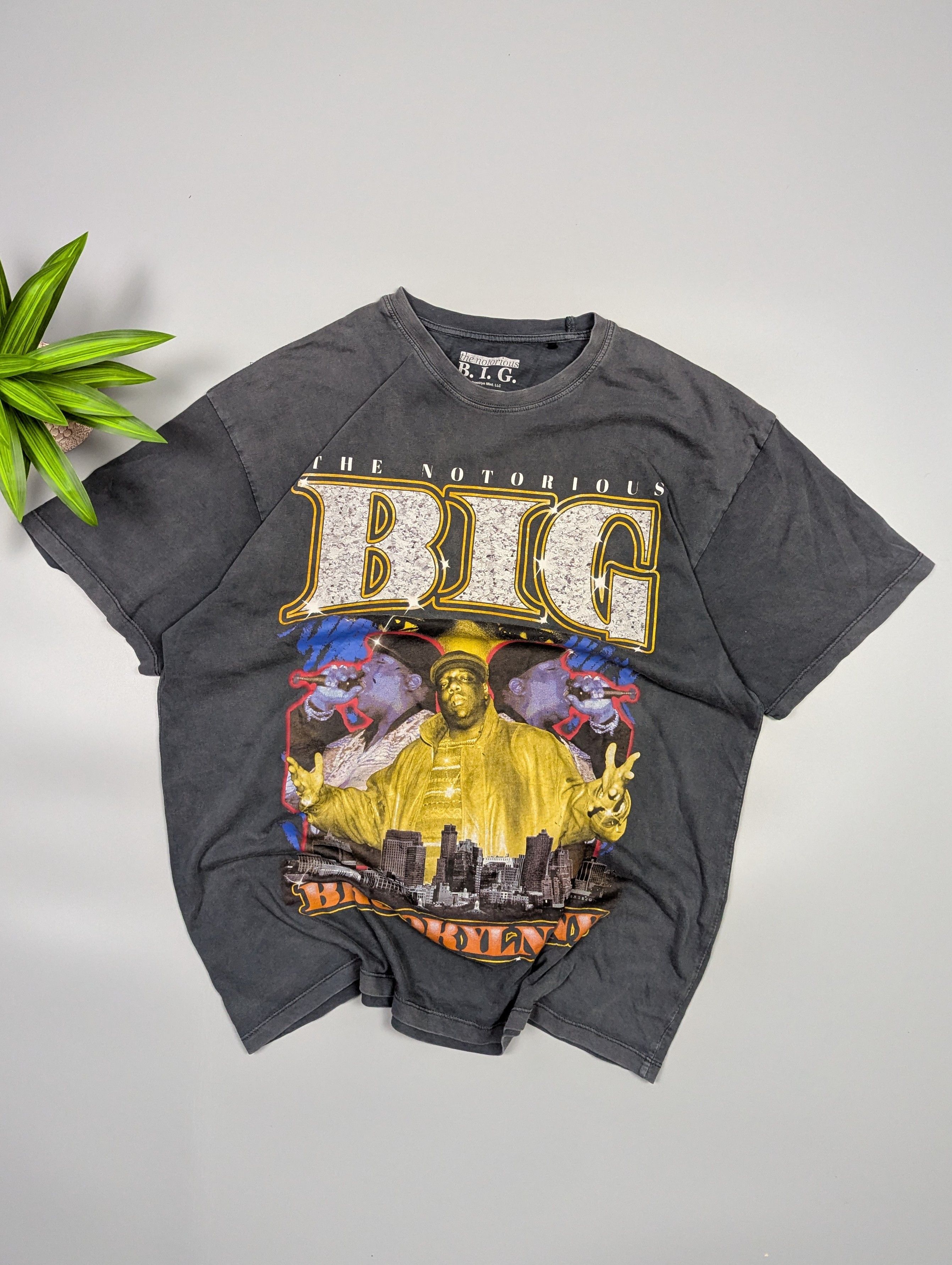 Pull & Bear Notorious B.I.G. x Pull & Bear Graphic T-Shirt Brooklyn Size US XL / EU 56 / 4 - 1 Thumbnail